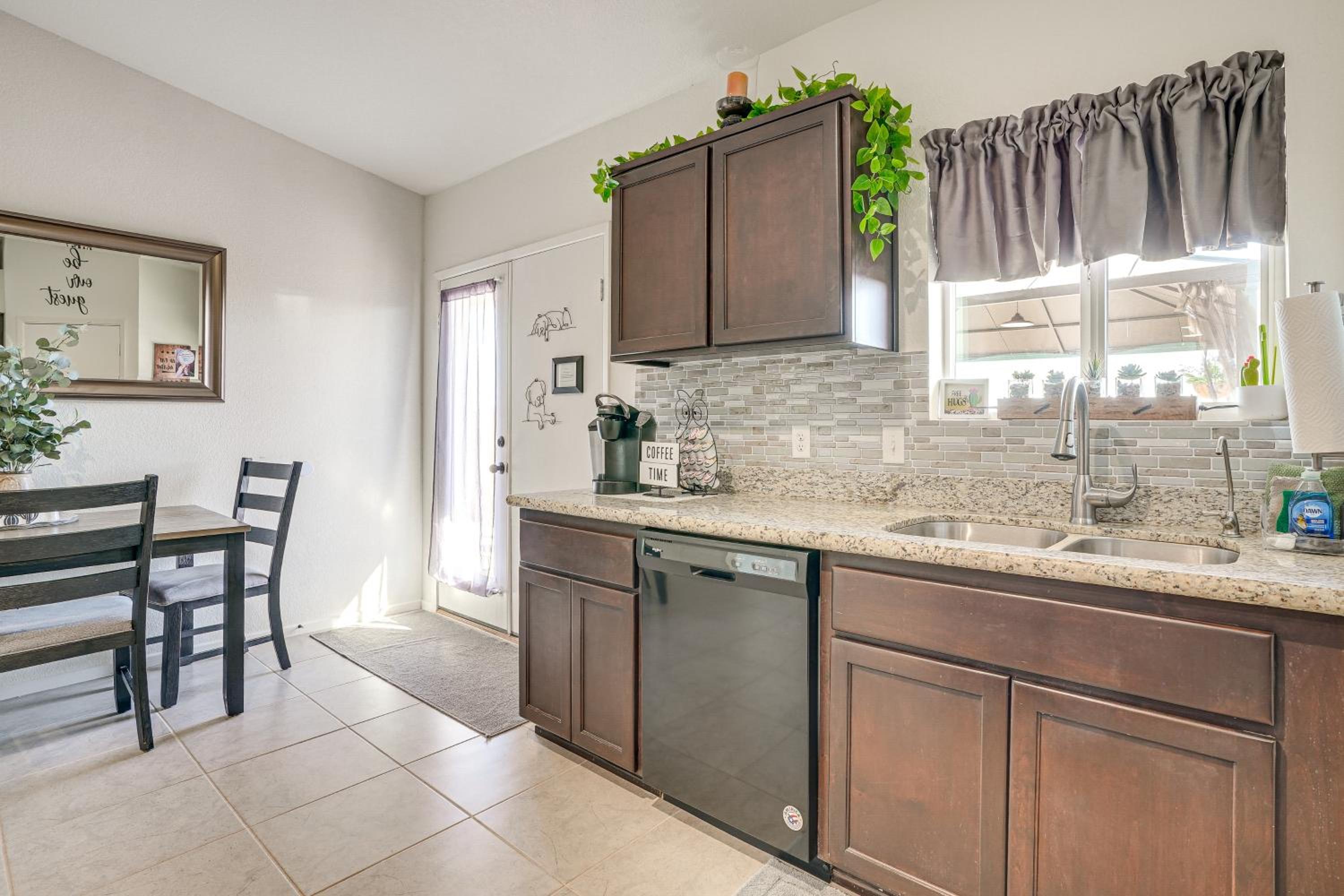 Hike, Golf and Explore Yuma Home with Private Patio