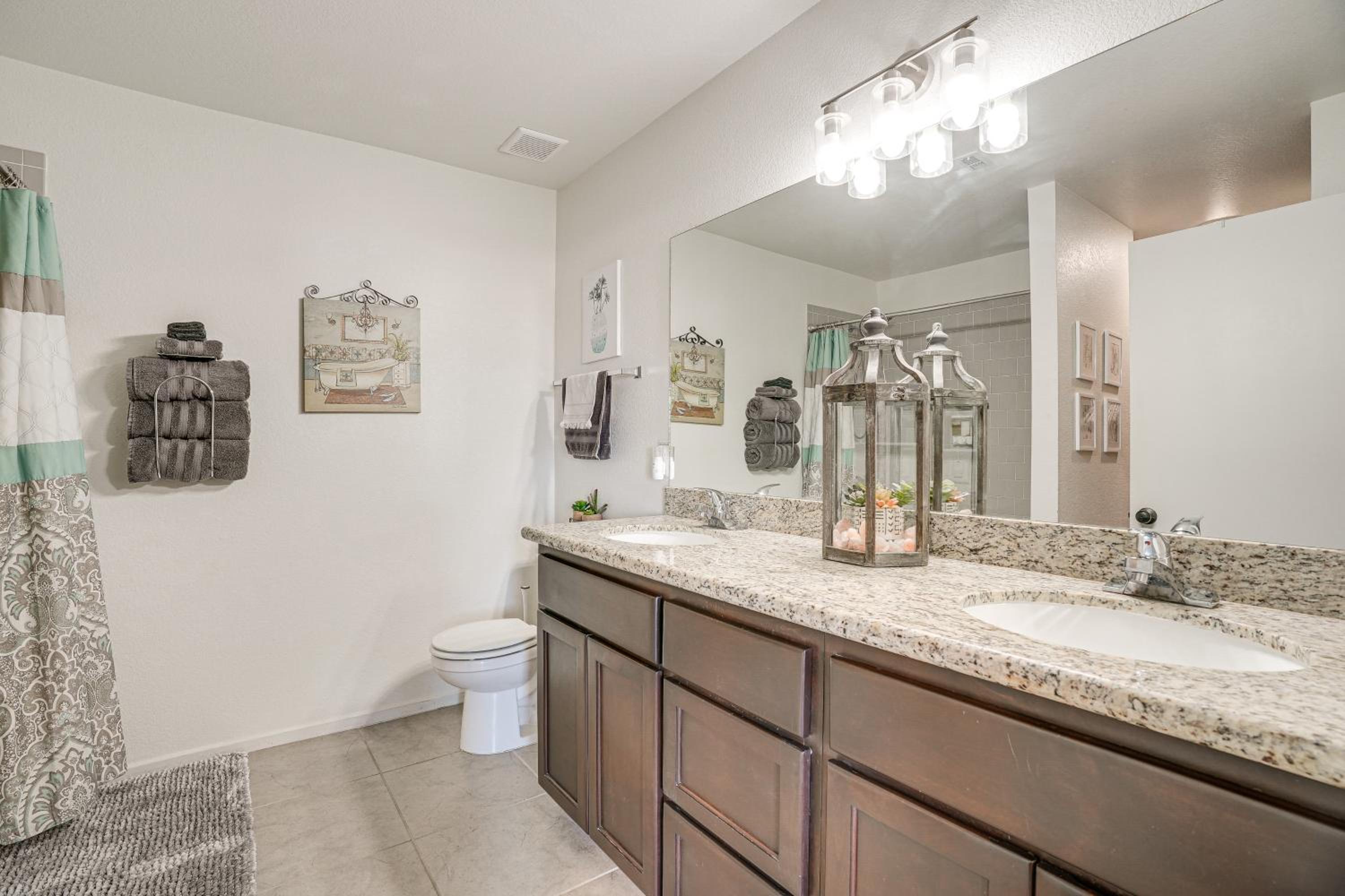 Hike, Golf and Explore Yuma Home with Private Patio