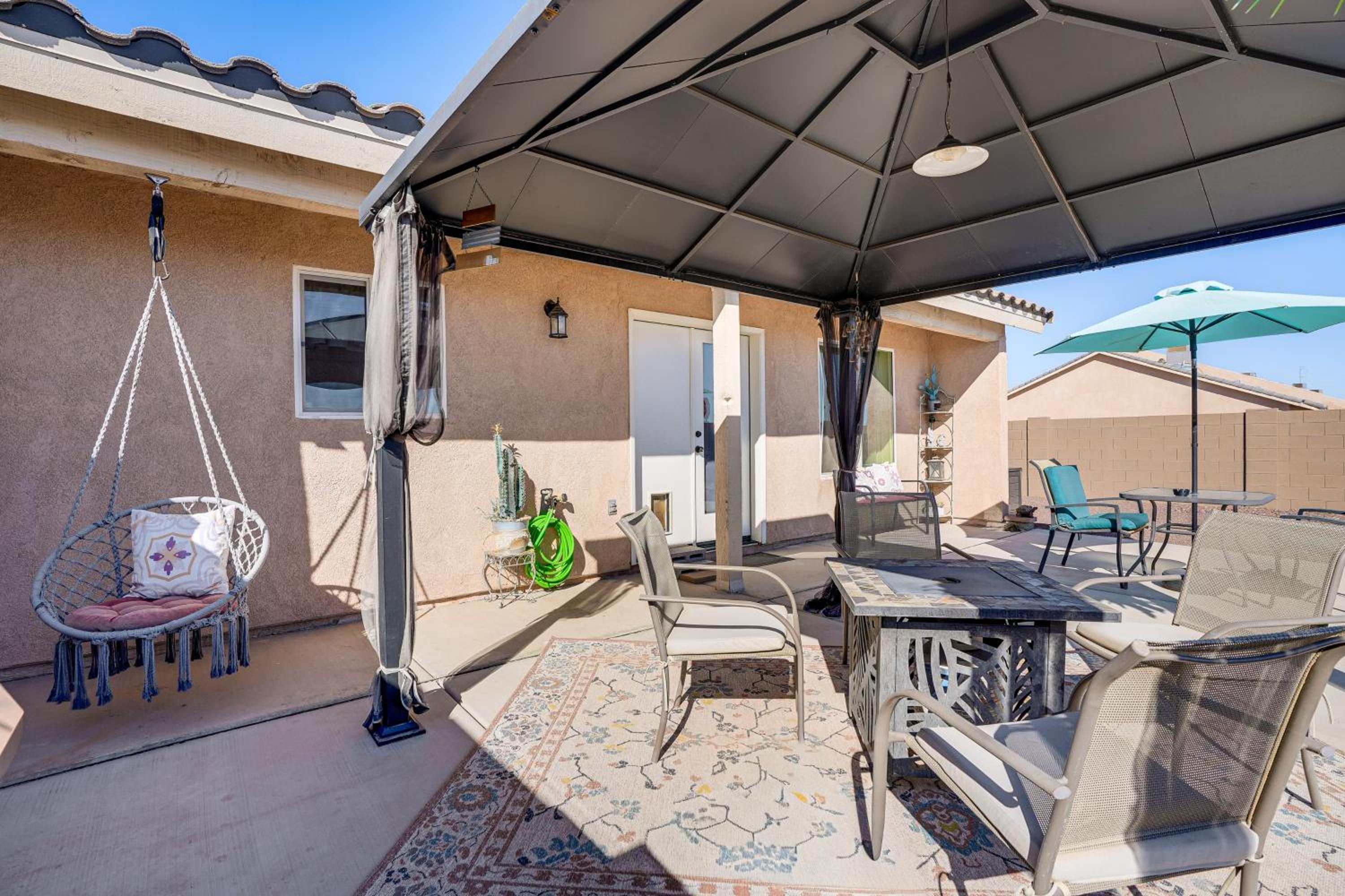 Hike, Golf and Explore Yuma Home with Private Patio