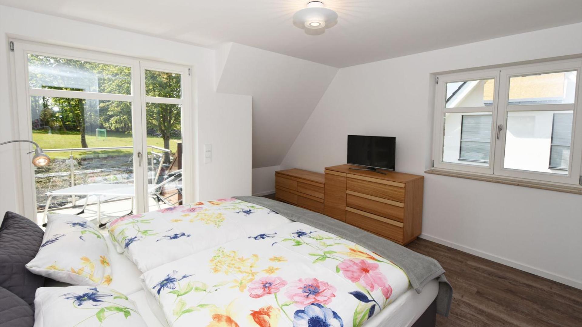 Exklusive Reetdach-Villa Ostseefrische