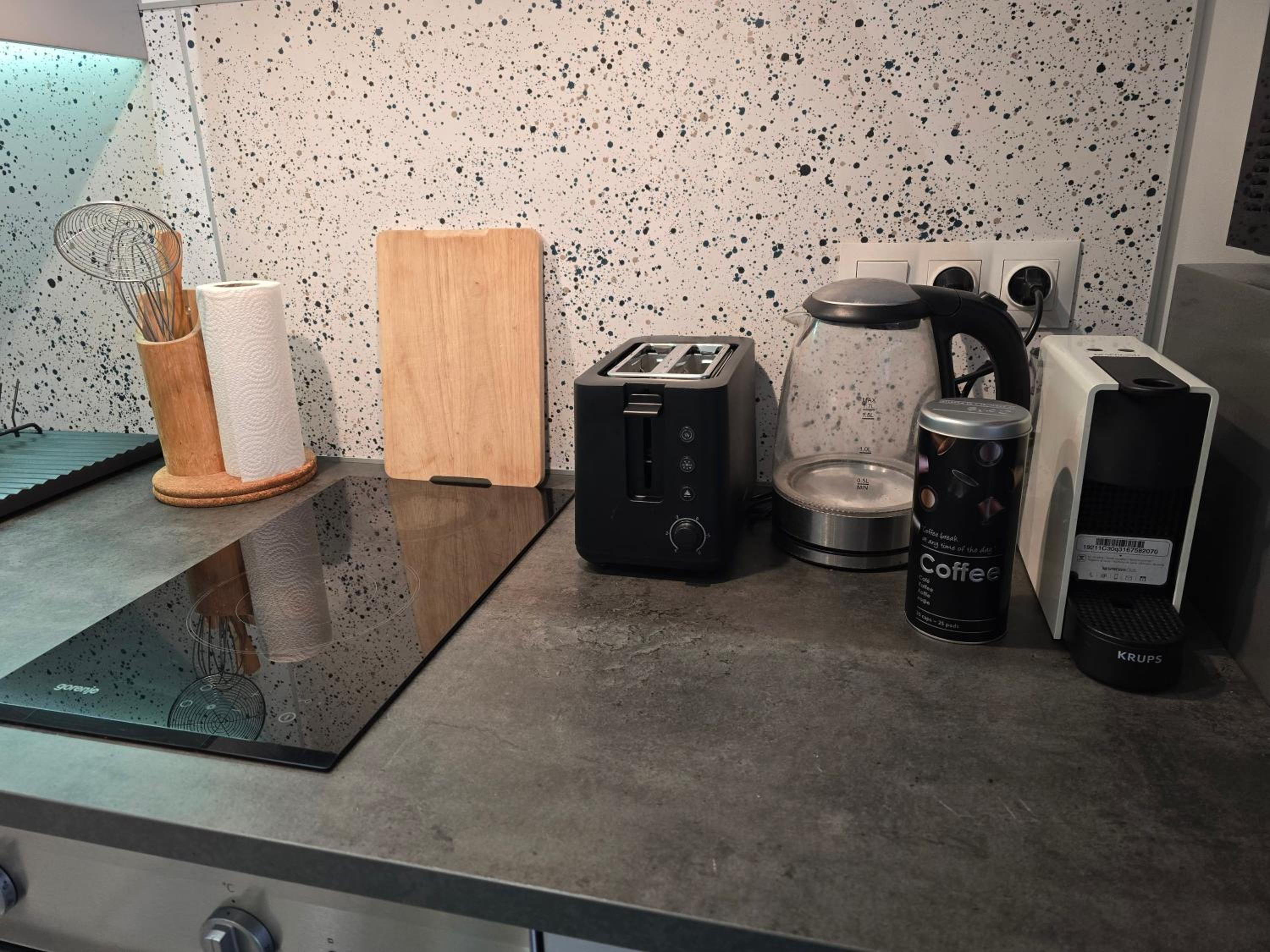 Studio cosy avec mezzanine & parking 2min Walibi