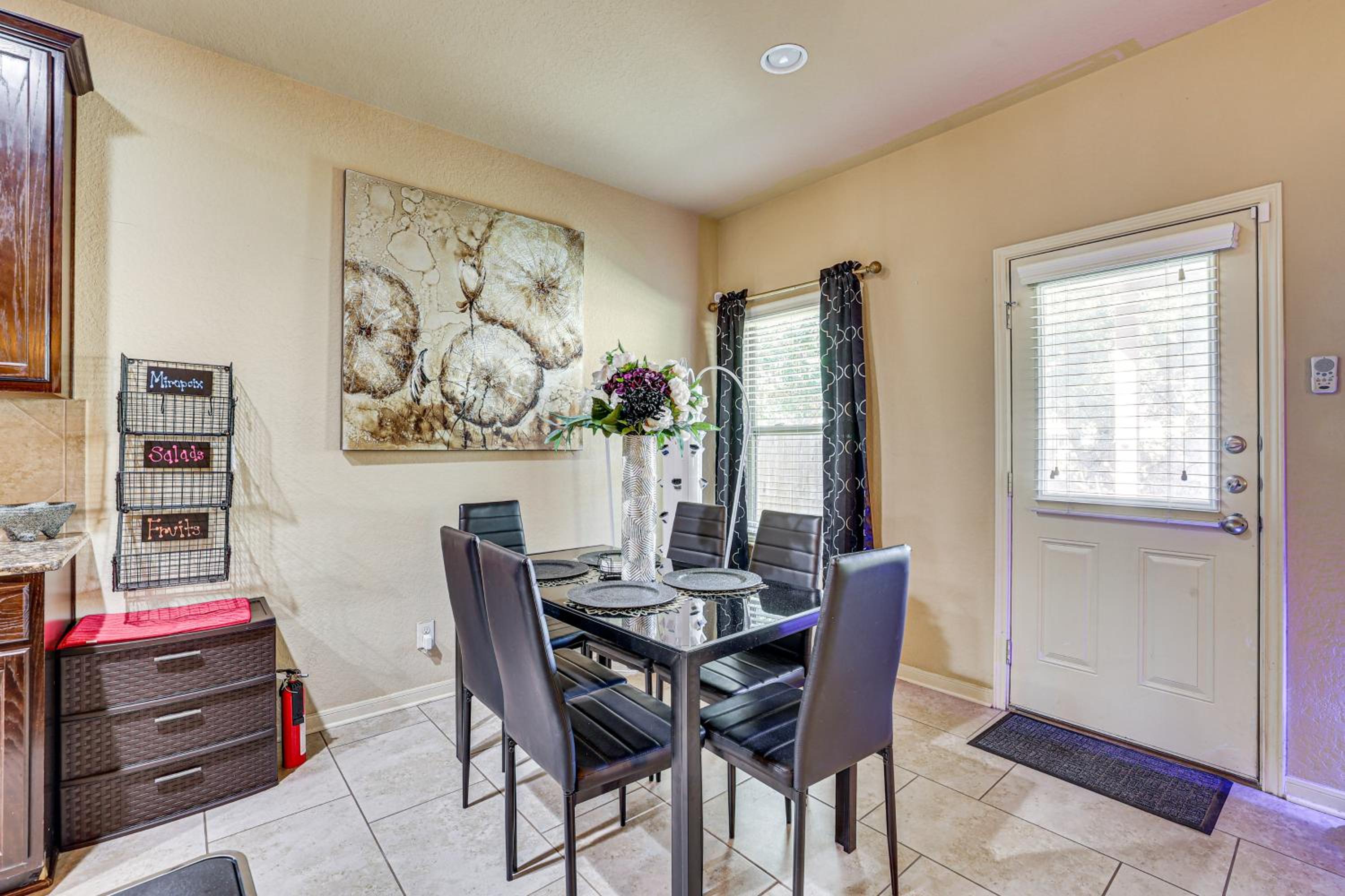 Family Home Cook, Create and Unwind Near Lackland