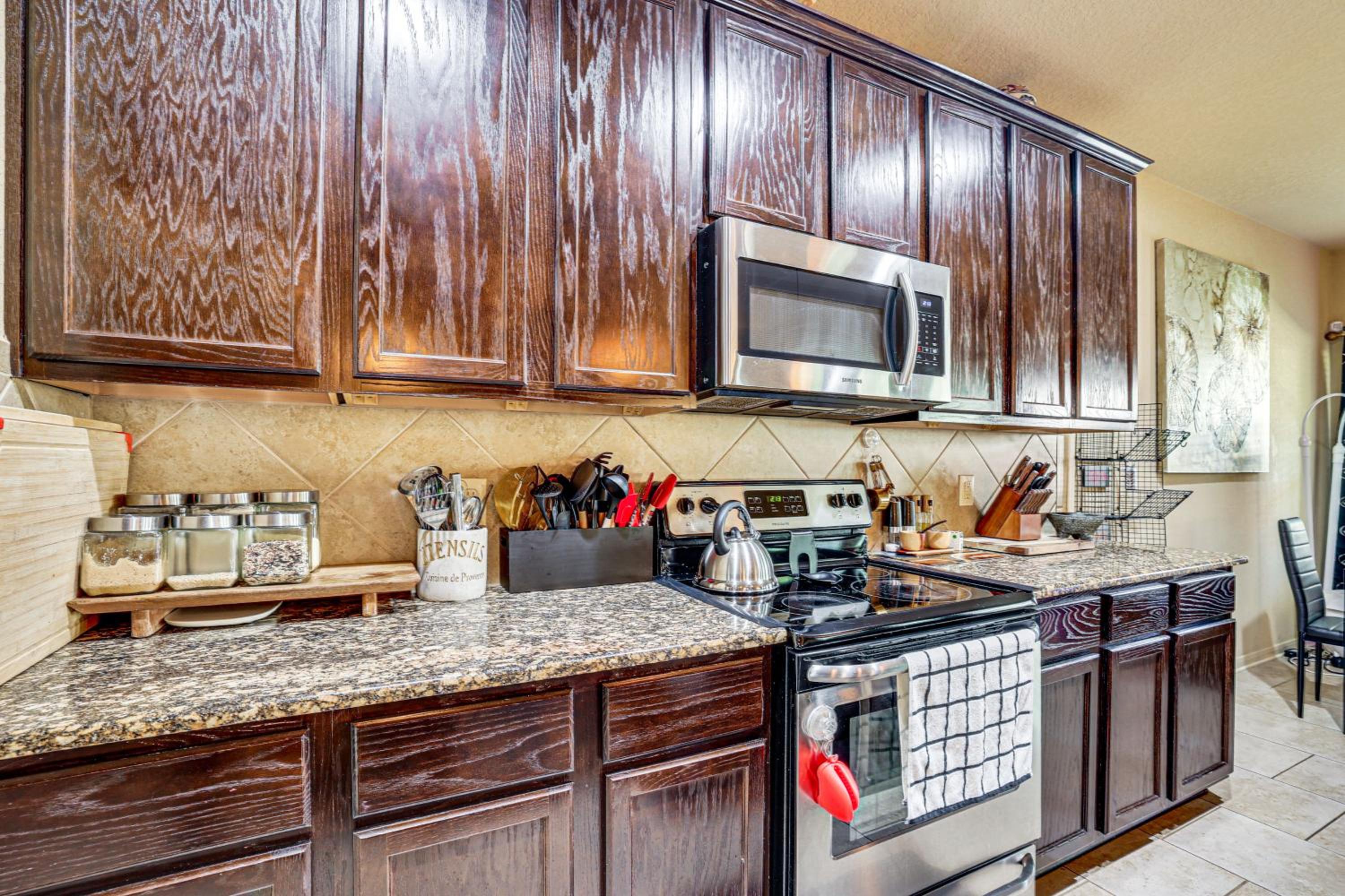 Family Home Cook, Create and Unwind Near Lackland