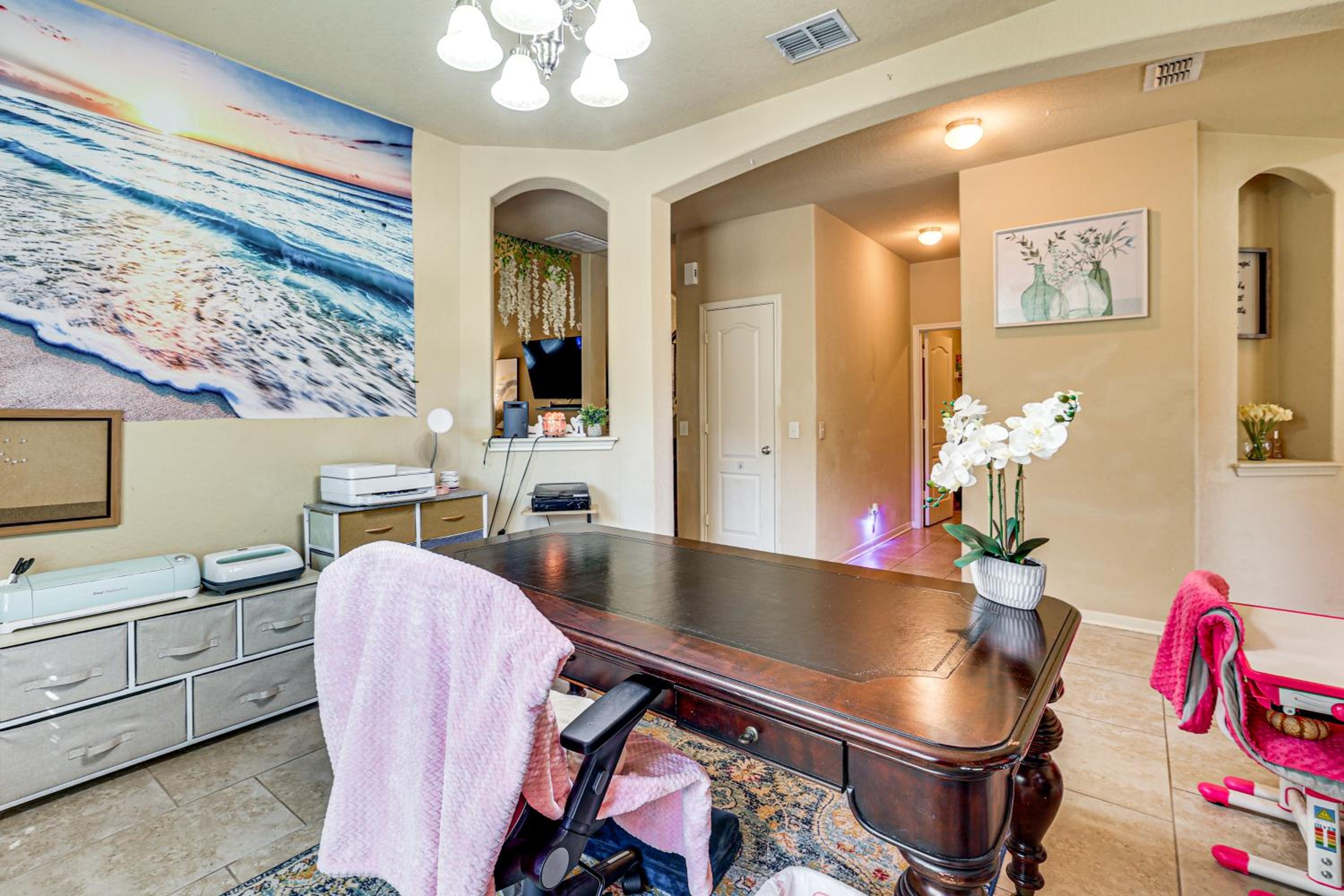 Family Home Cook, Create and Unwind Near Lackland