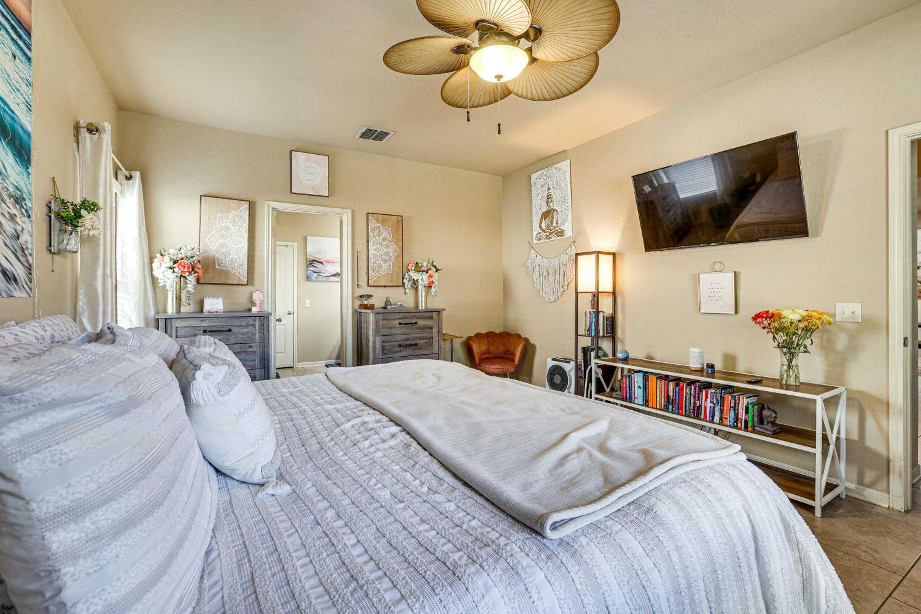 Family Home Cook, Create and Unwind Near Lackland