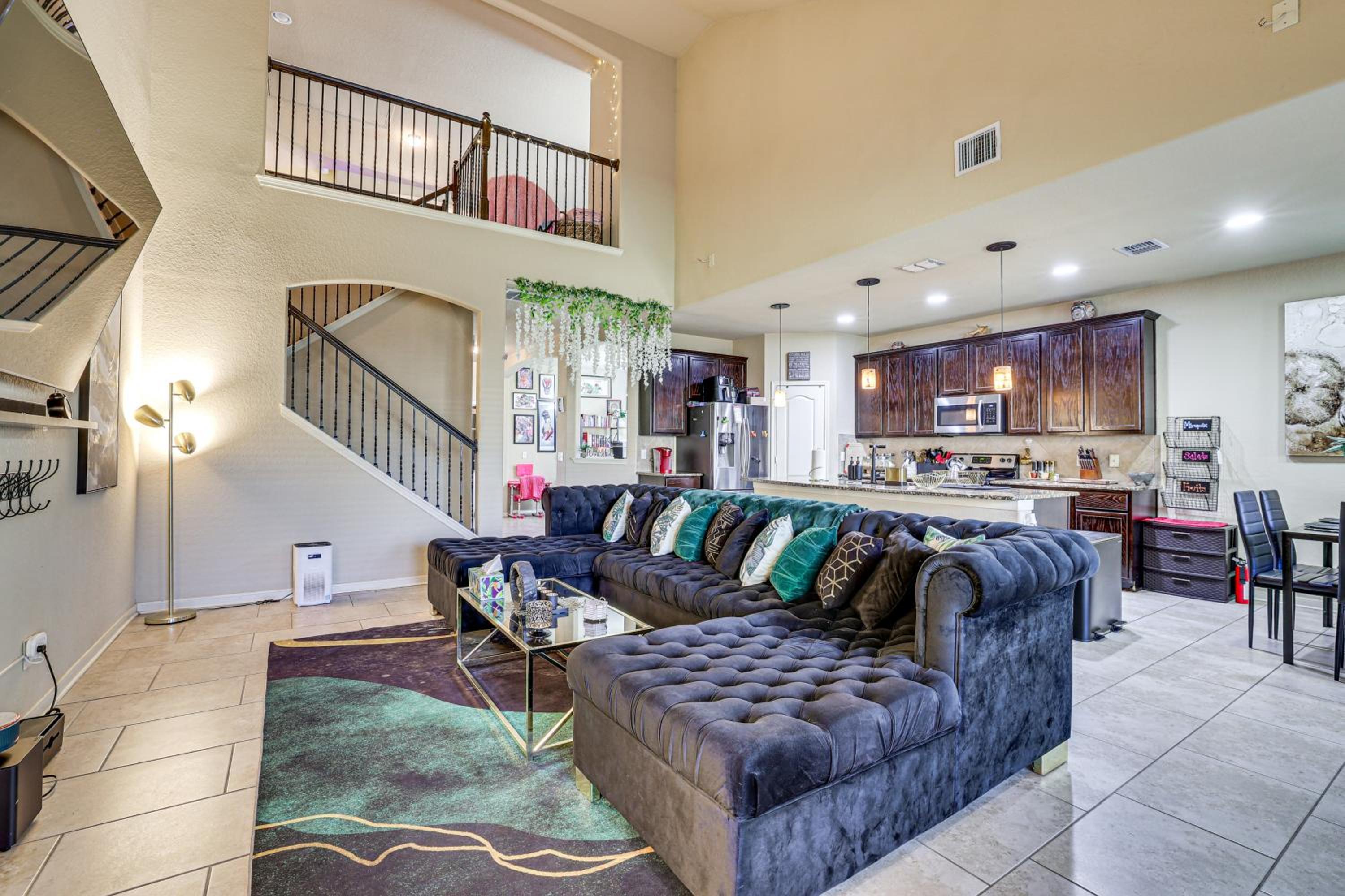 Family Home Cook, Create and Unwind Near Lackland