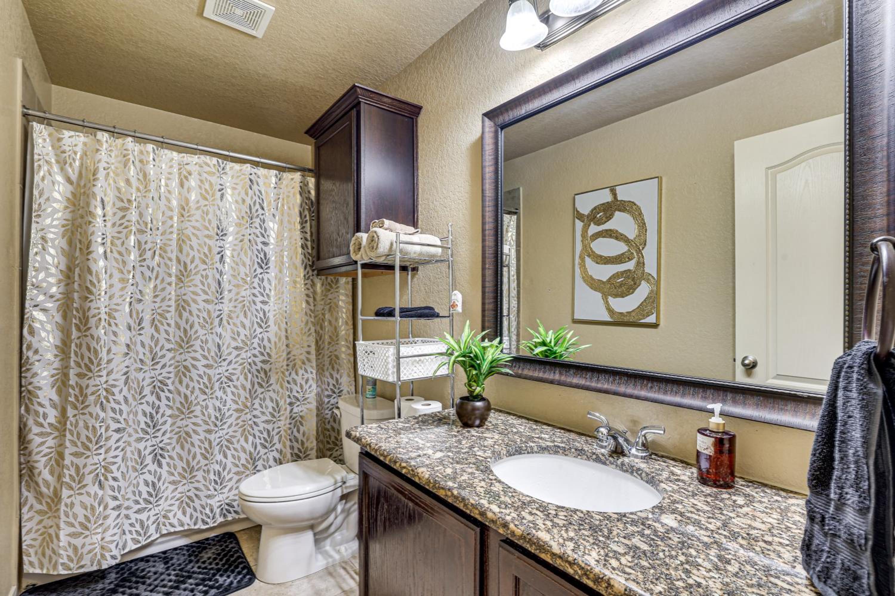 Family Home Cook, Create and Unwind Near Lackland