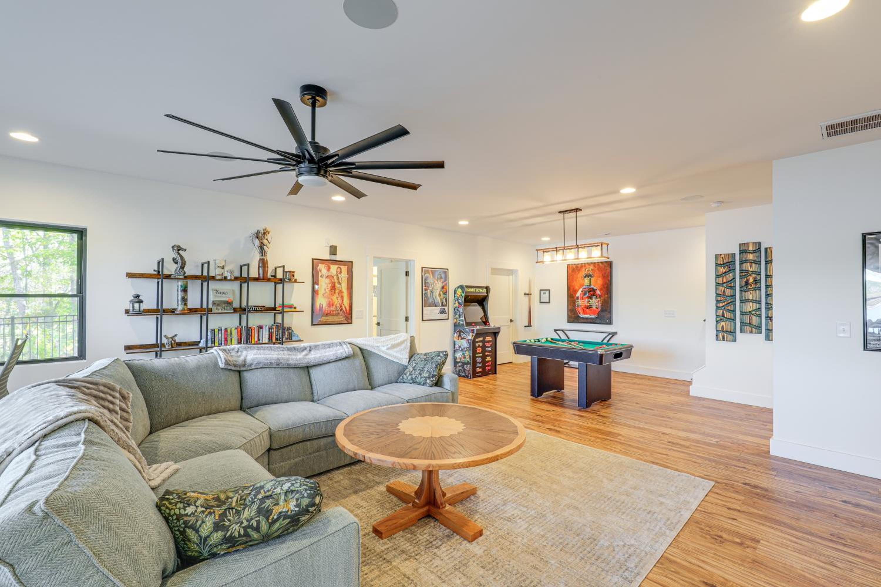 Dock and Game Room Luxe Retreat on Rhodhiss Lake!