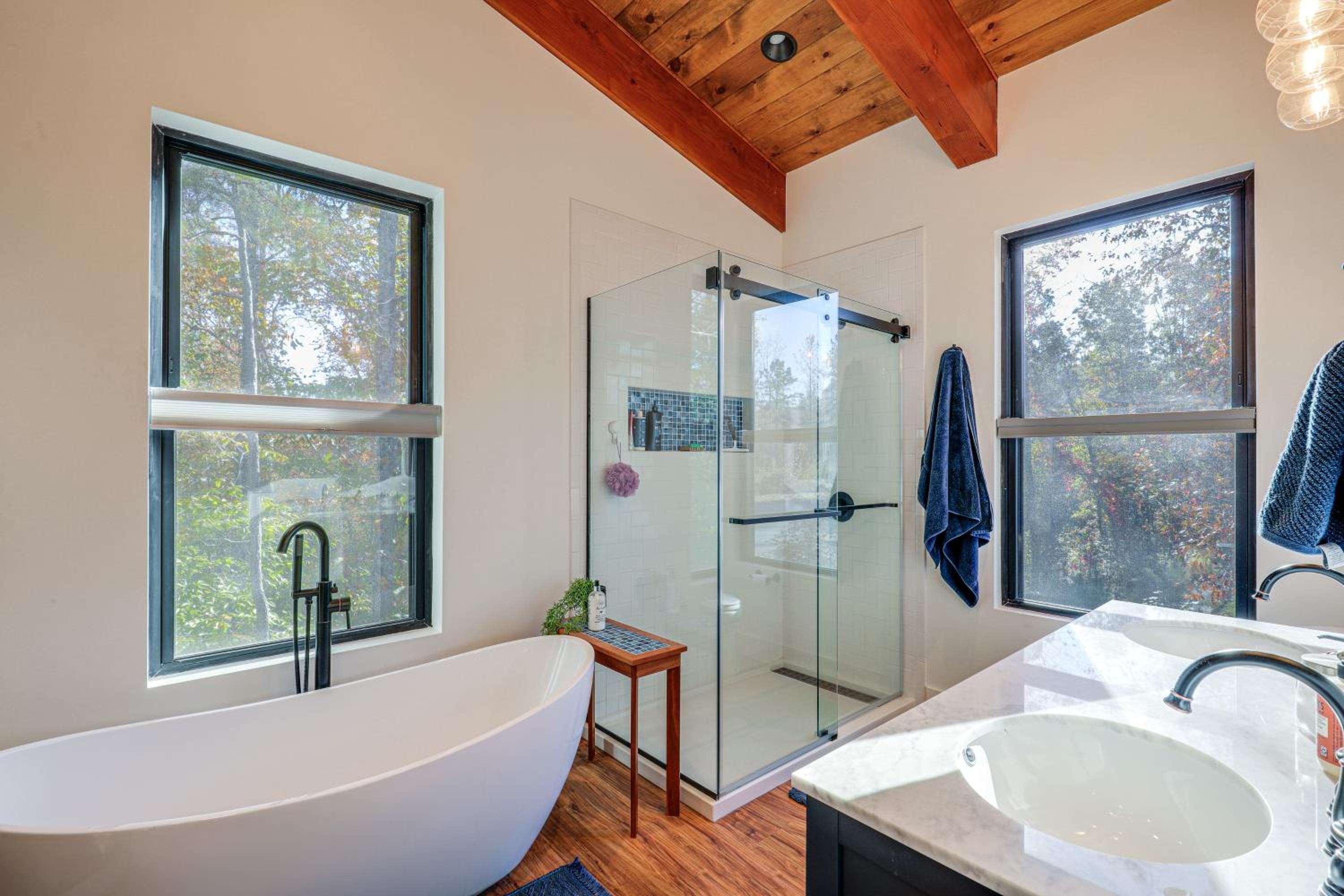 Dock and Game Room Luxe Retreat on Rhodhiss Lake!