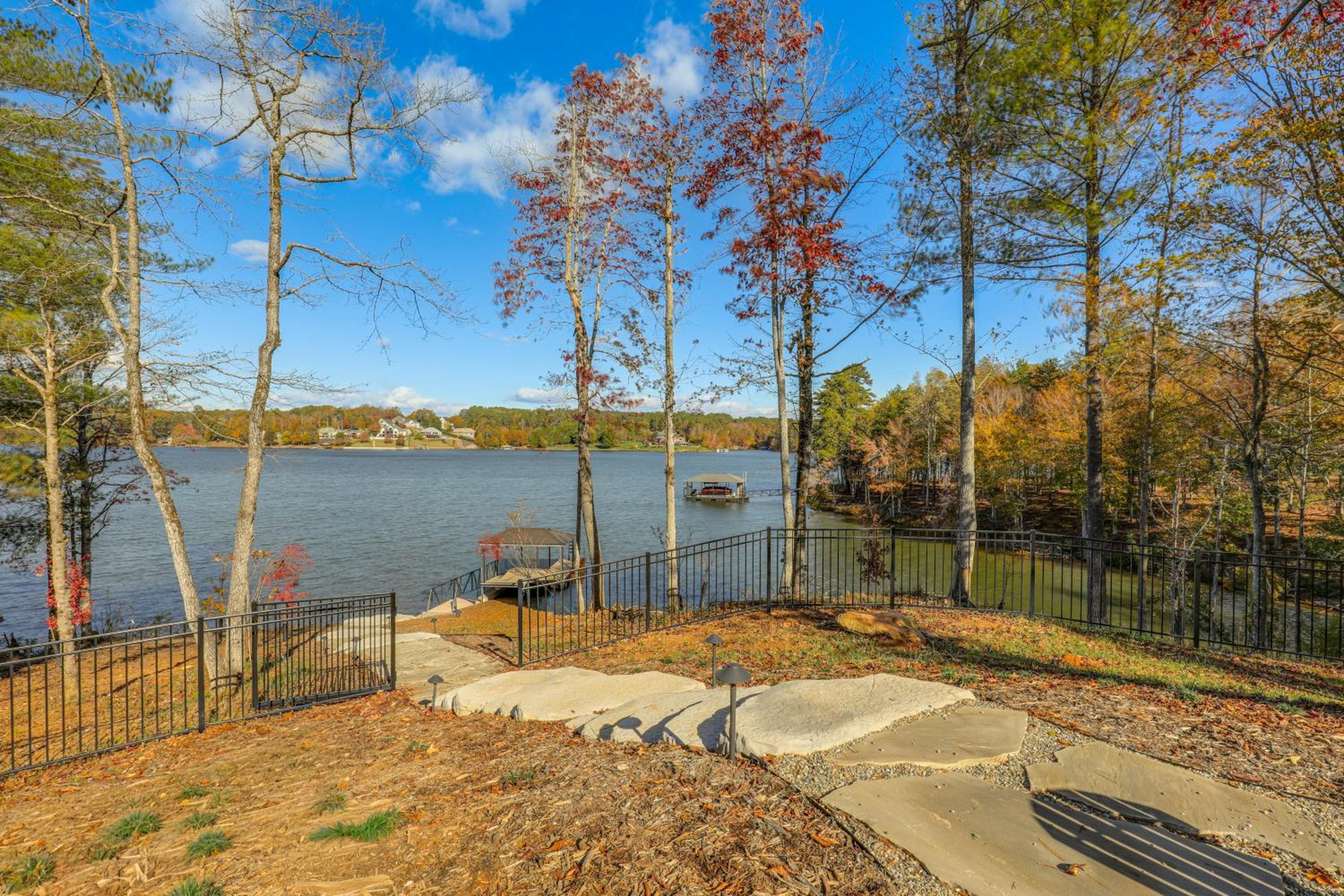 Dock and Game Room Luxe Retreat on Rhodhiss Lake!