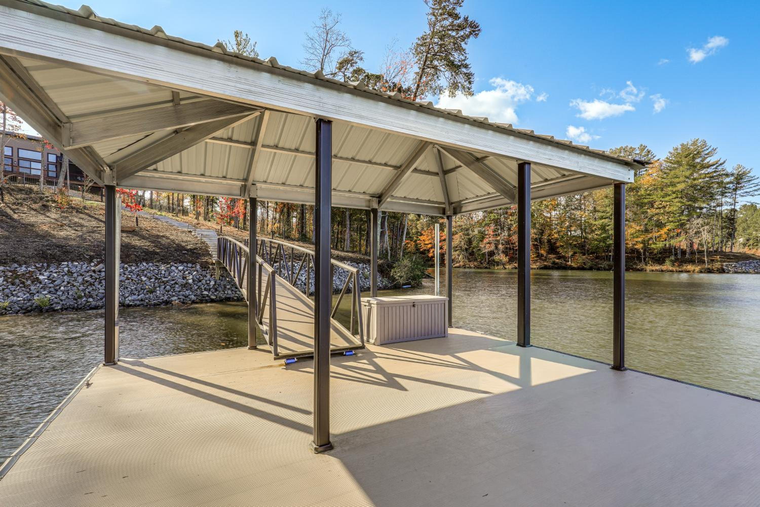 Dock and Game Room Luxe Retreat on Rhodhiss Lake!