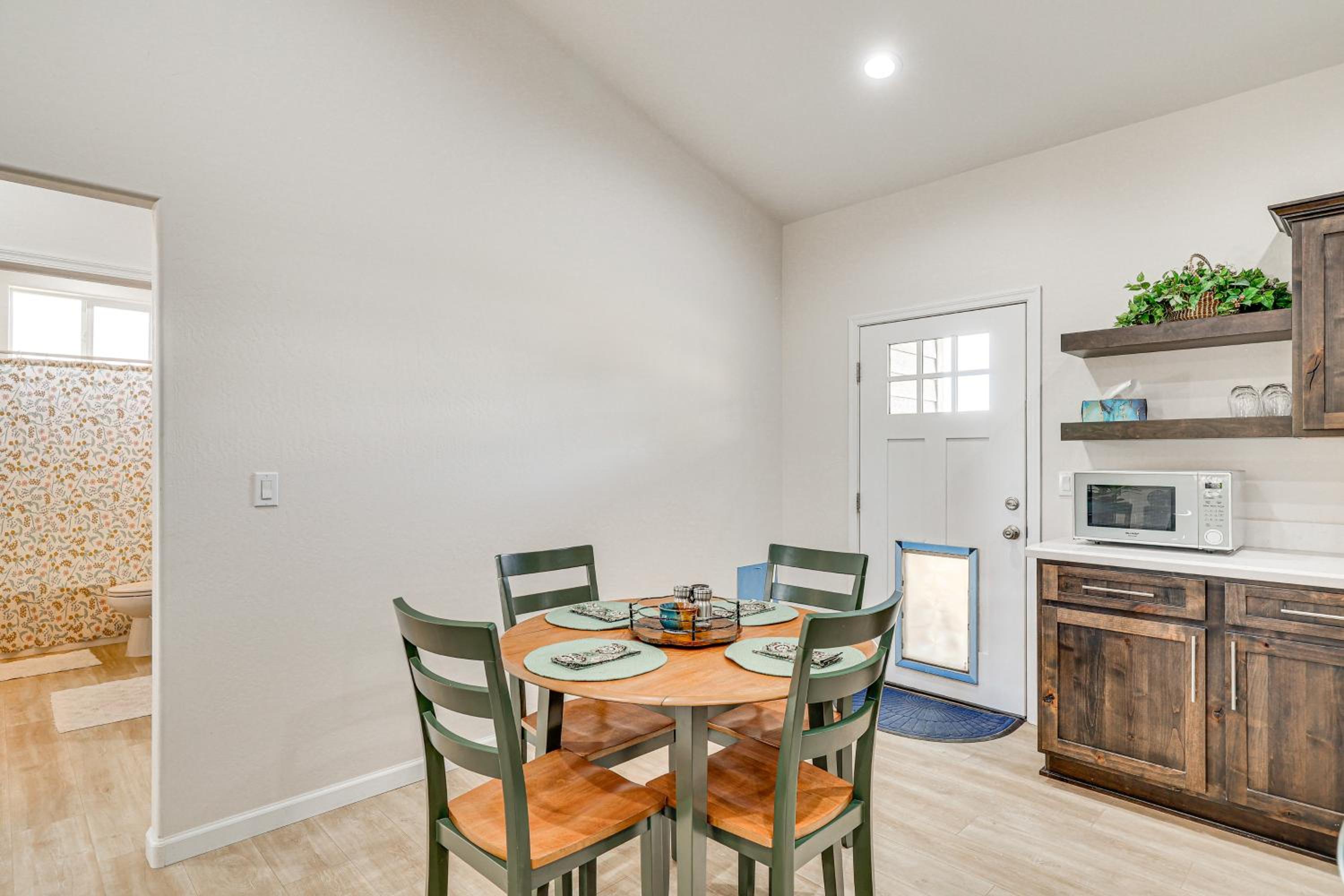 Hike and Ski! Home with Dog-Friendly Yard in Eagar