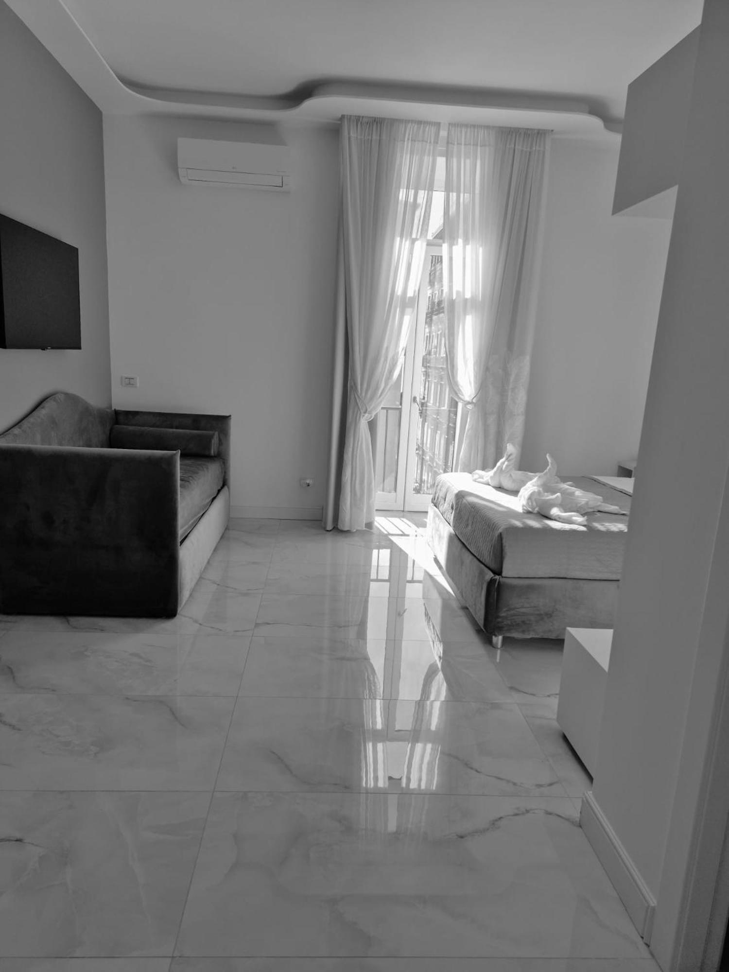 Arco Boutique Rooms