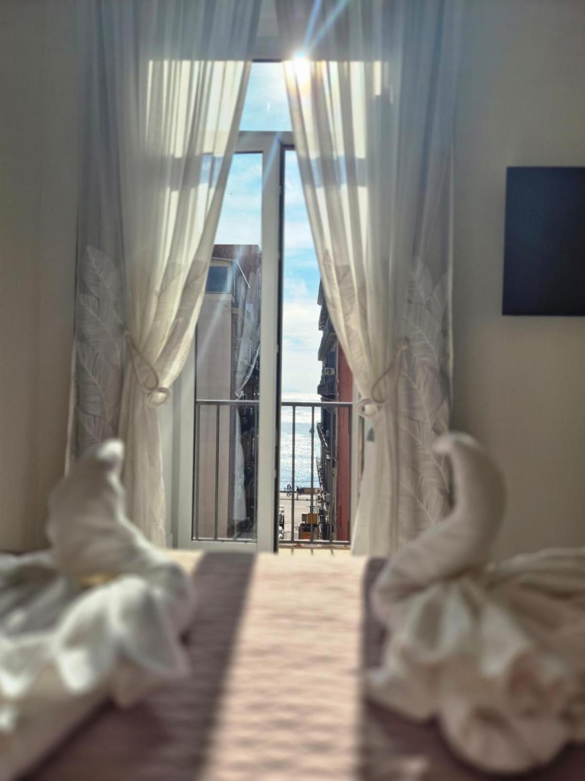 Arco Boutique Rooms