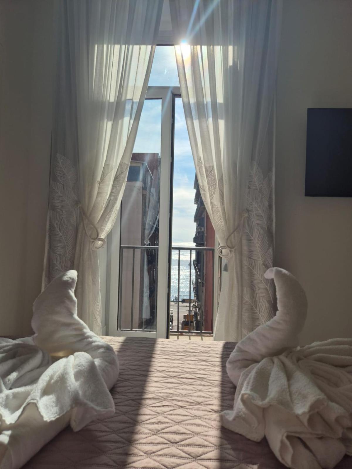 Arco Boutique Rooms