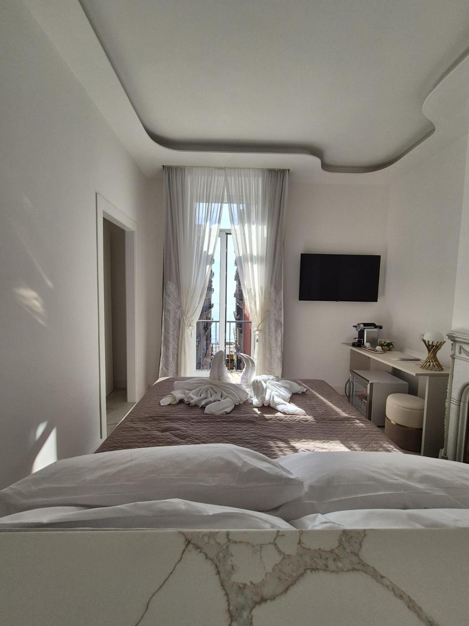 Arco Boutique Rooms