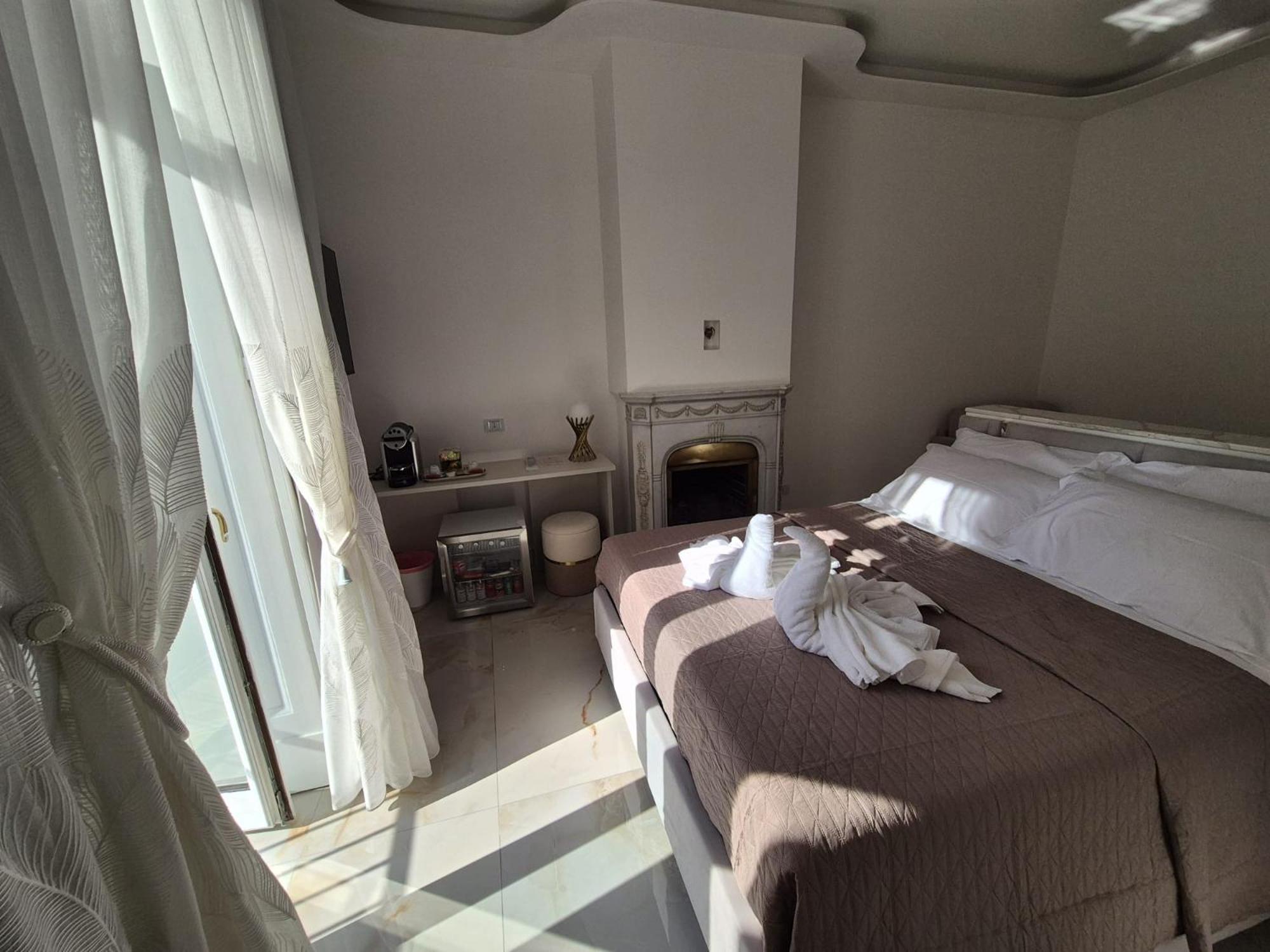 Arco Boutique Rooms
