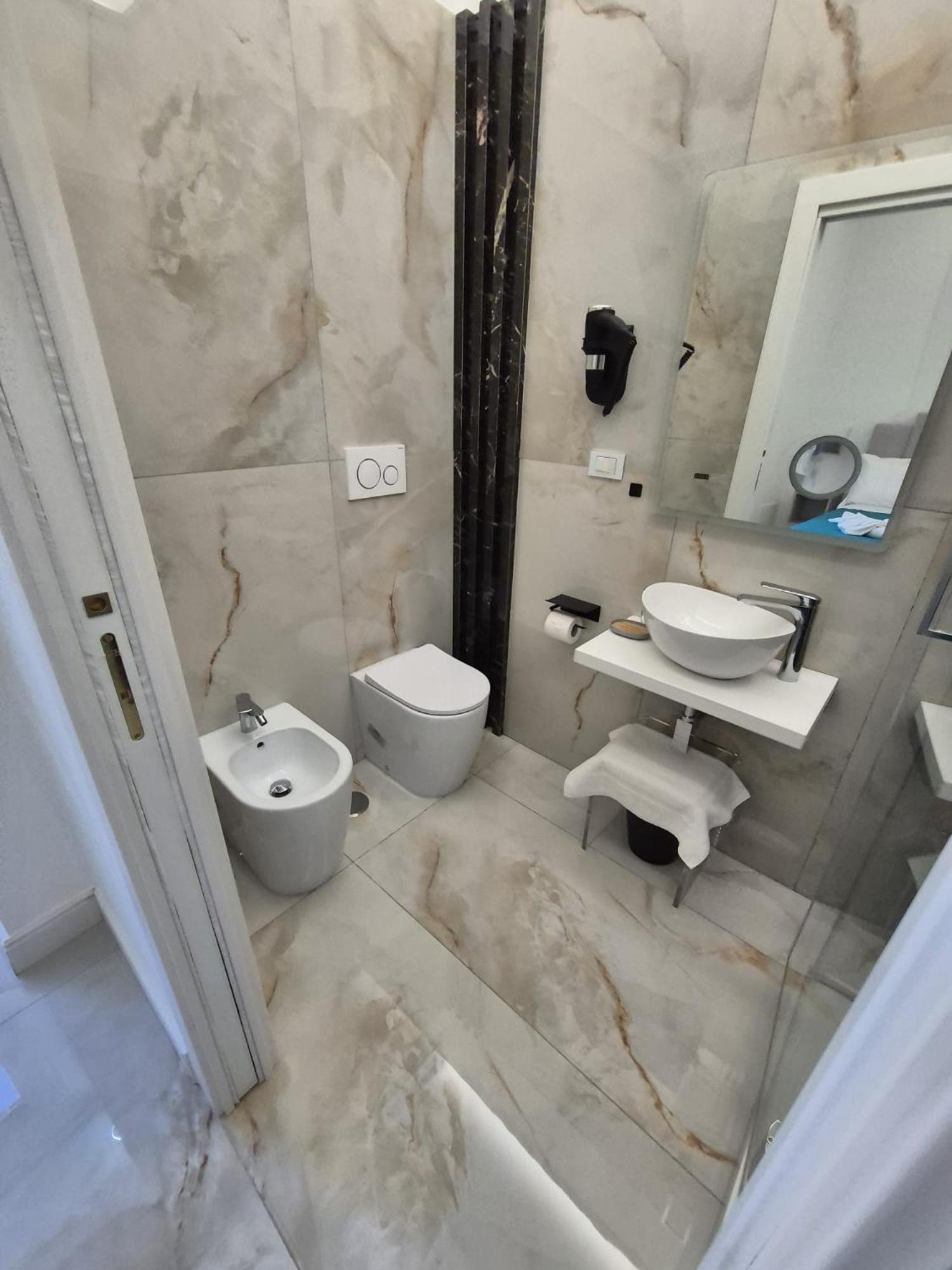 Arco Boutique Rooms
