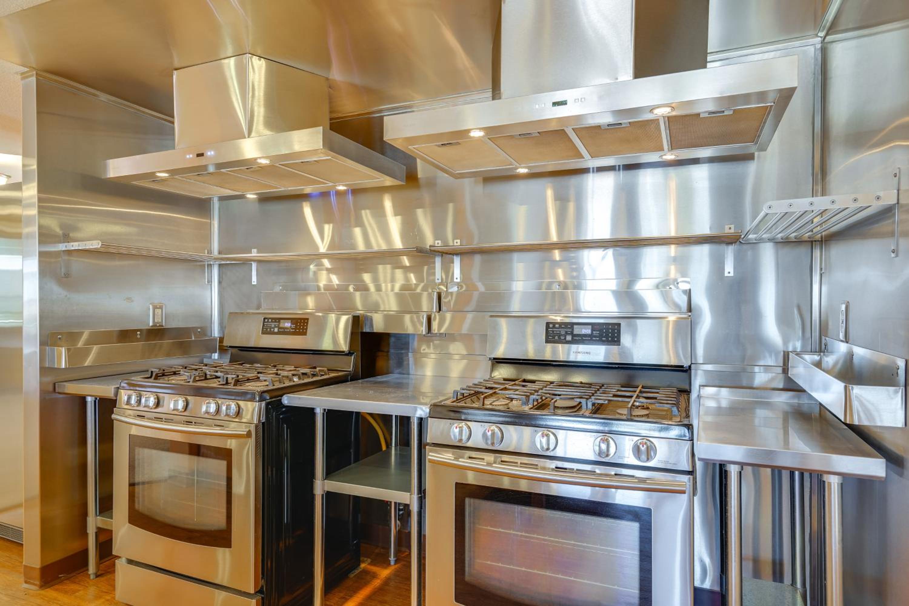 Huge Kitchen and Open Interior Pueblo Group Getaway