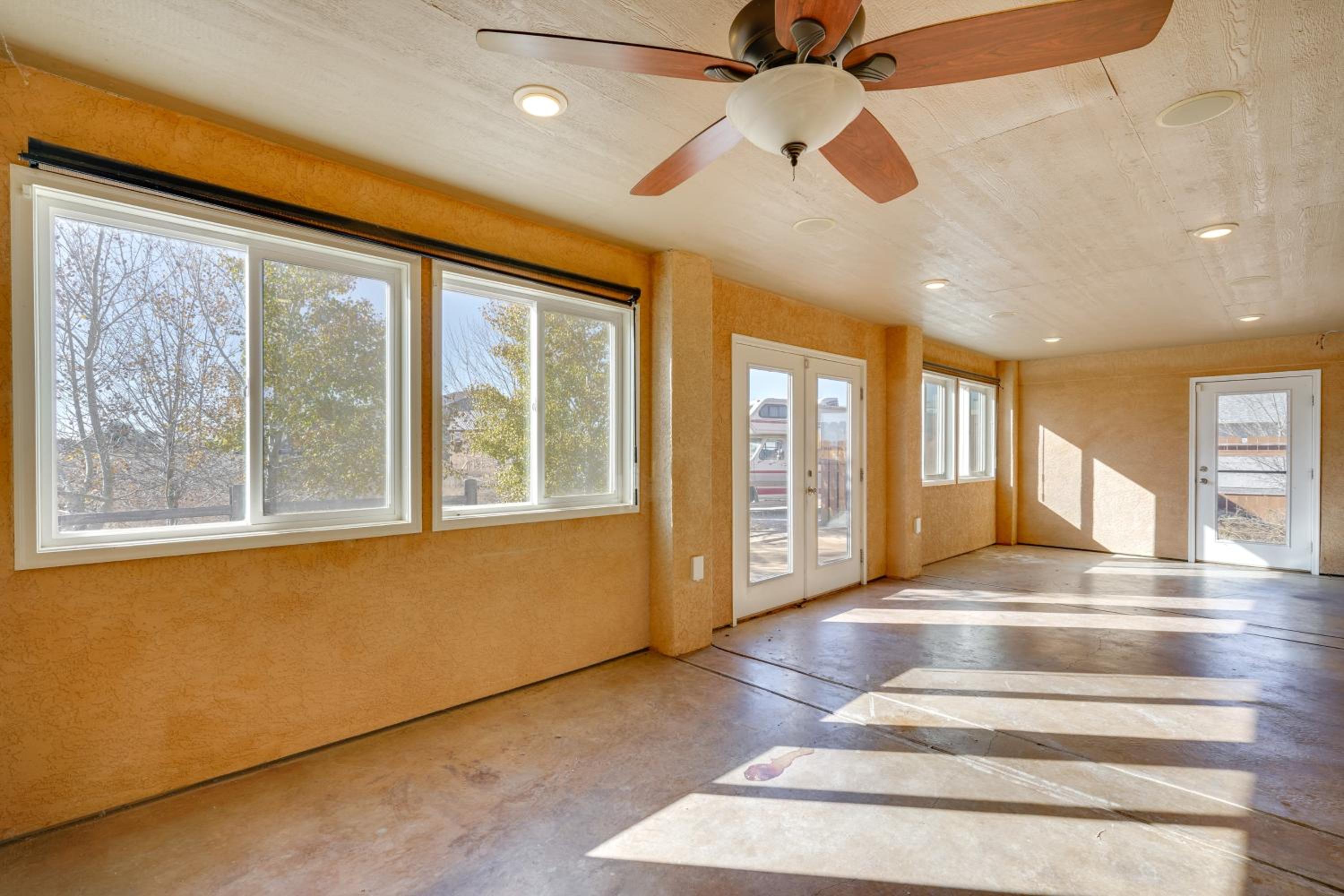 Huge Kitchen and Open Interior Pueblo Group Getaway