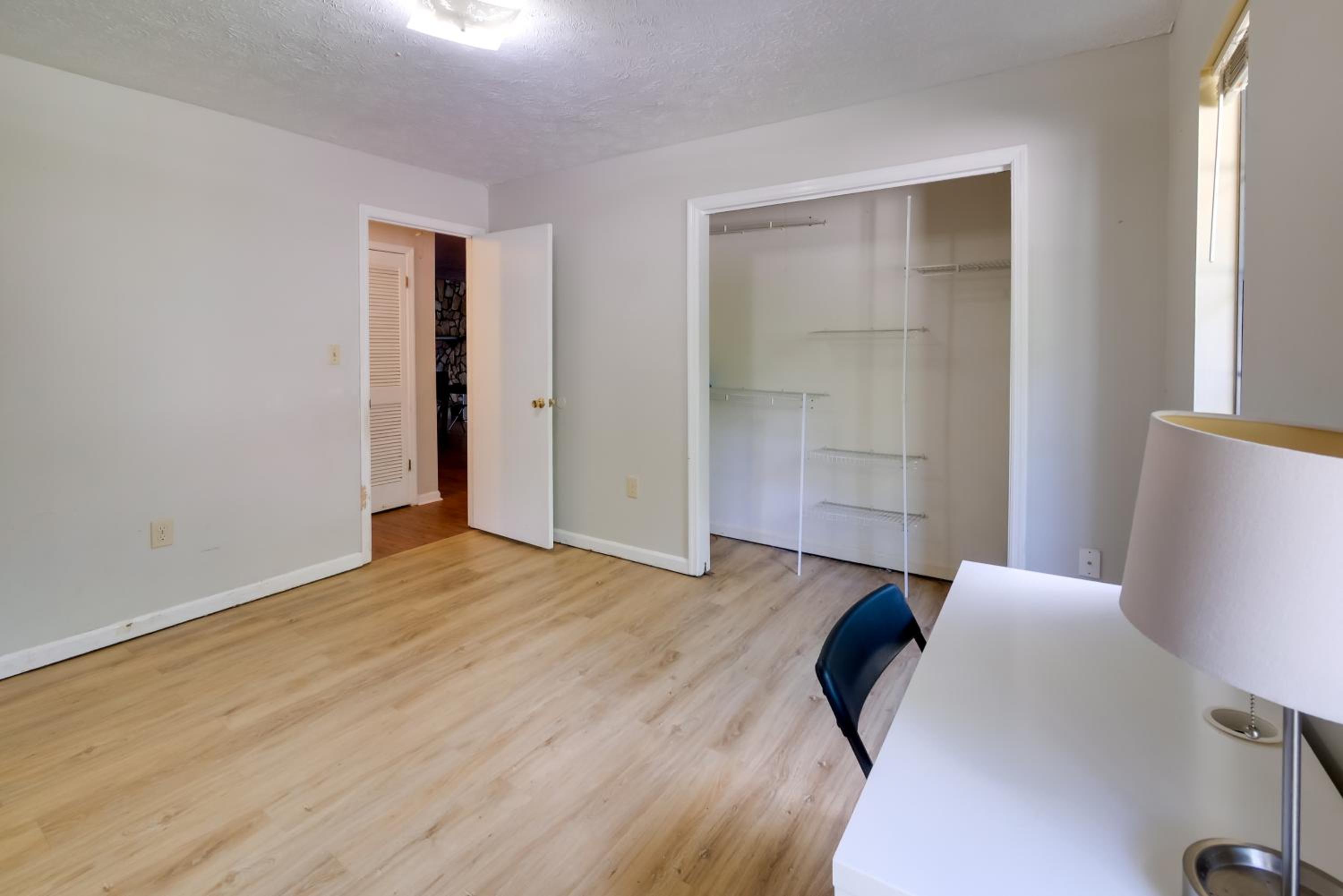 3 Mi to AFB WFH-Friendly Hub in Warner Robins!