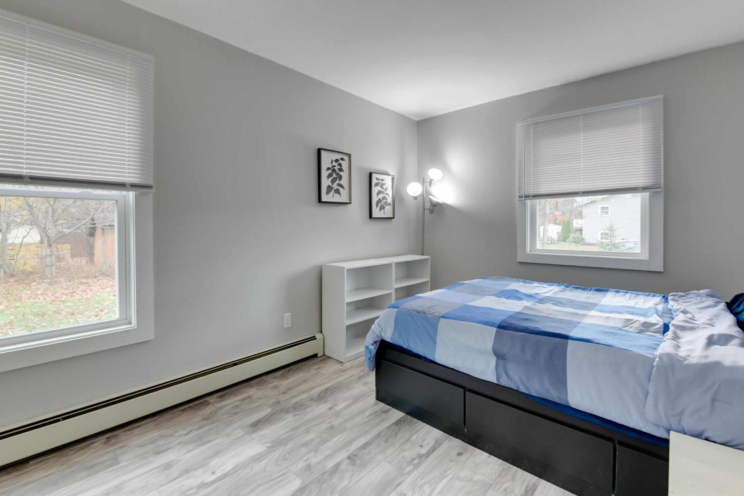 Ski, Hike and Explore Home 5 Mi to Dtwn Burlington!