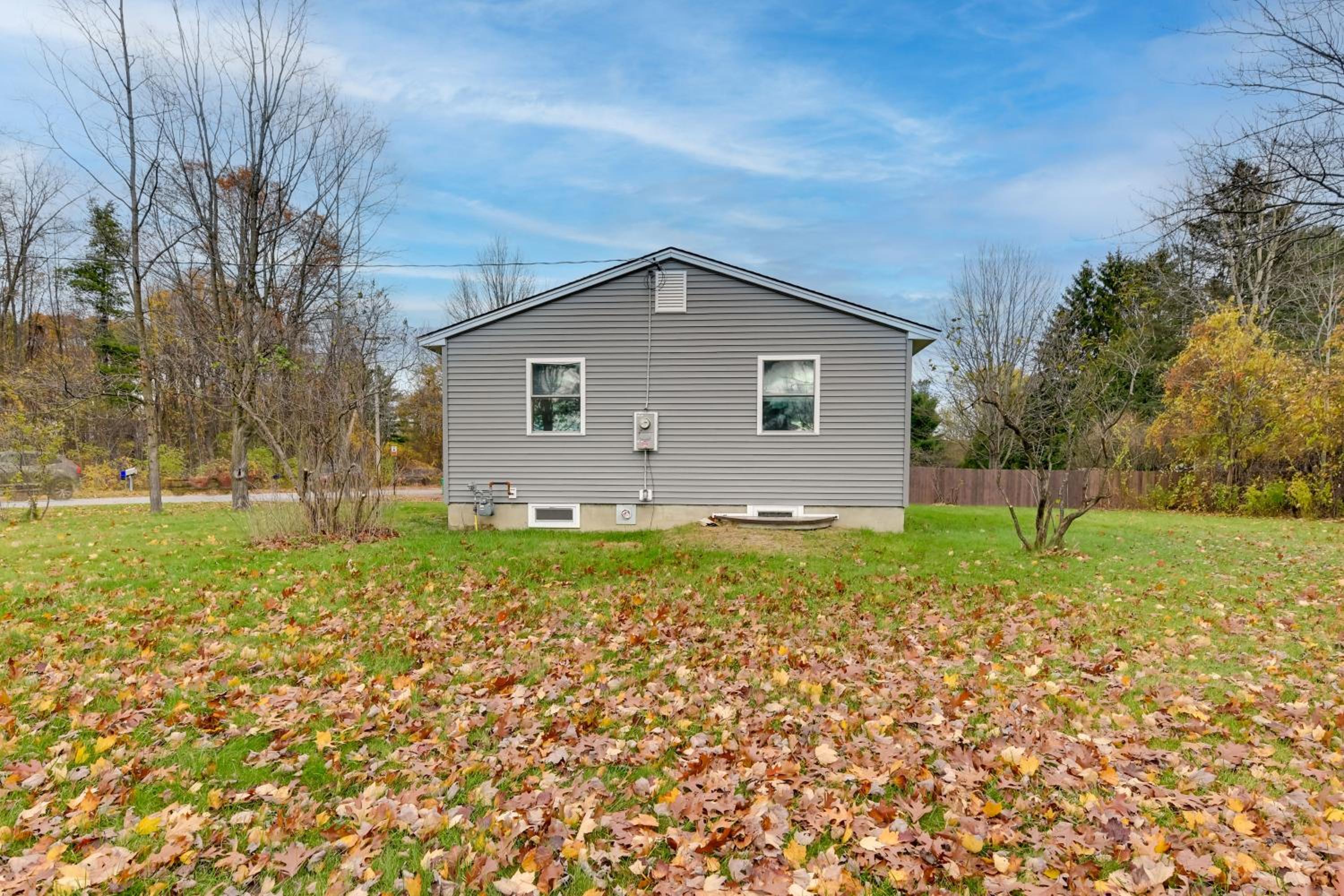 Ski, Hike and Explore Home 5 Mi to Dtwn Burlington!