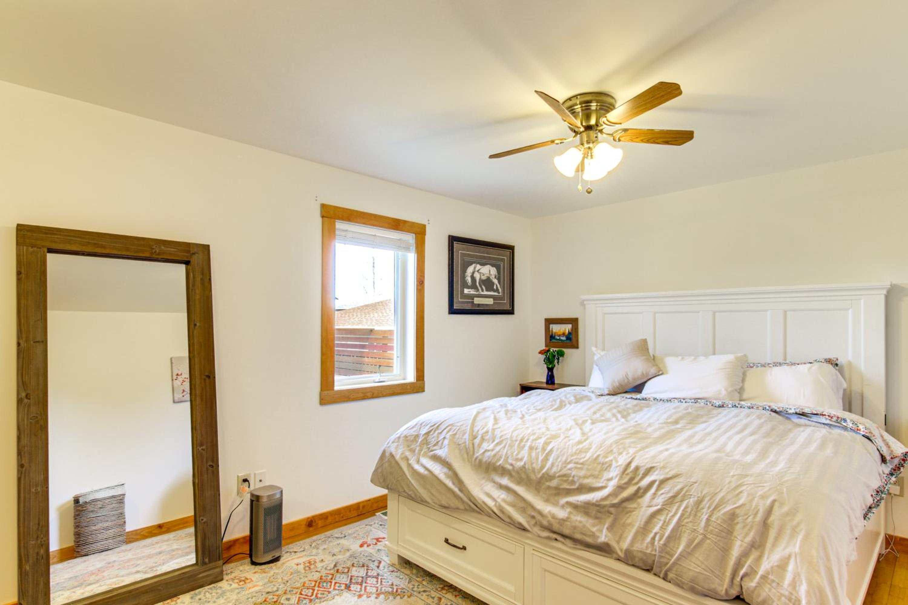 12 Mi to Bozeman Duplex with Sauna and Yard