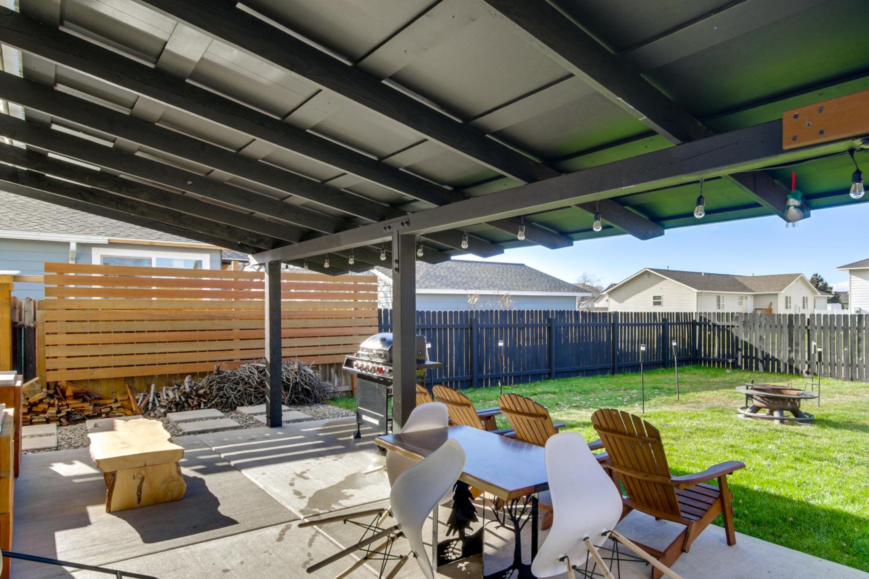 12 Mi to Bozeman Duplex with Sauna and Yard