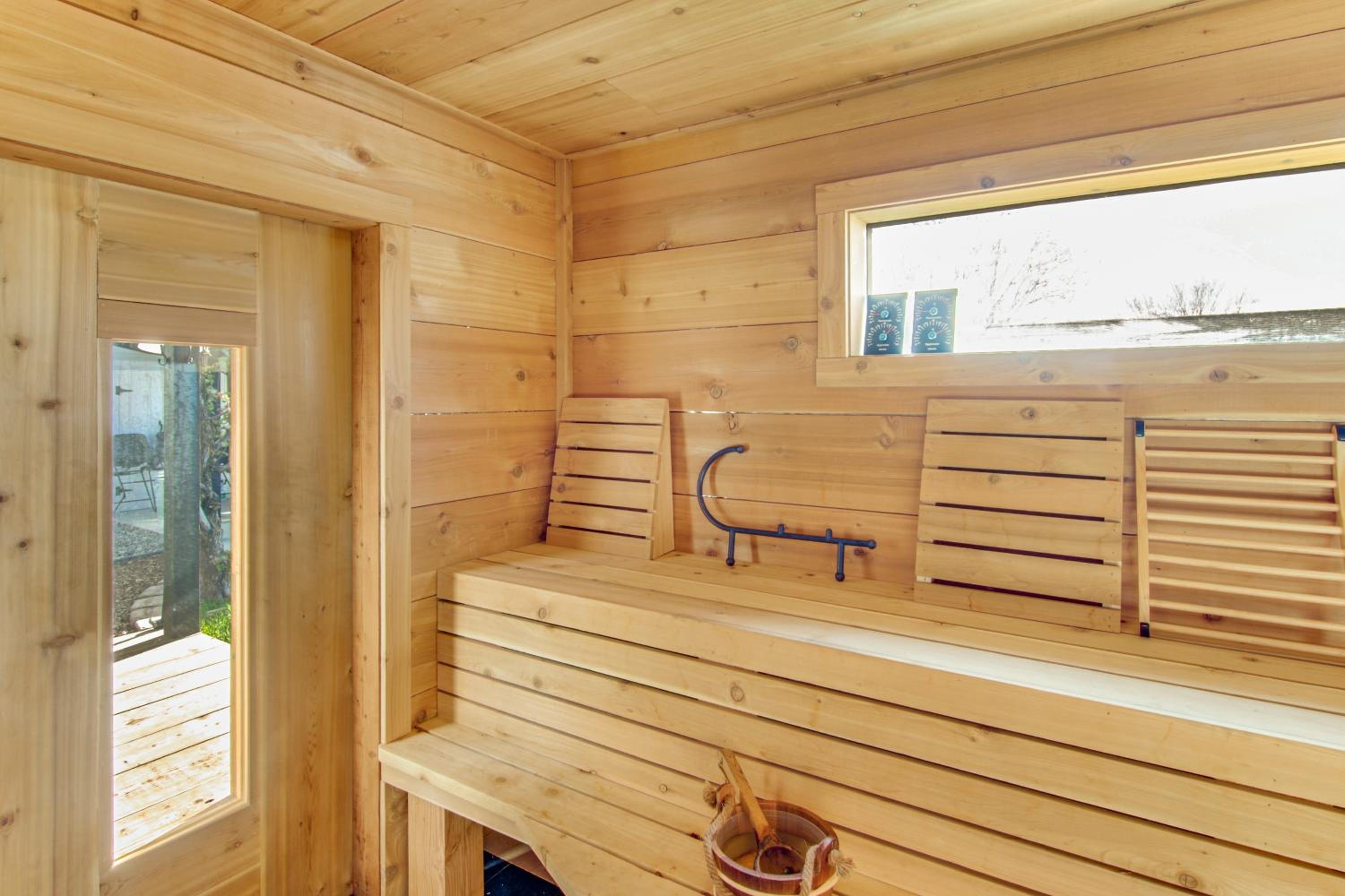 12 Mi to Bozeman Duplex with Sauna and Yard