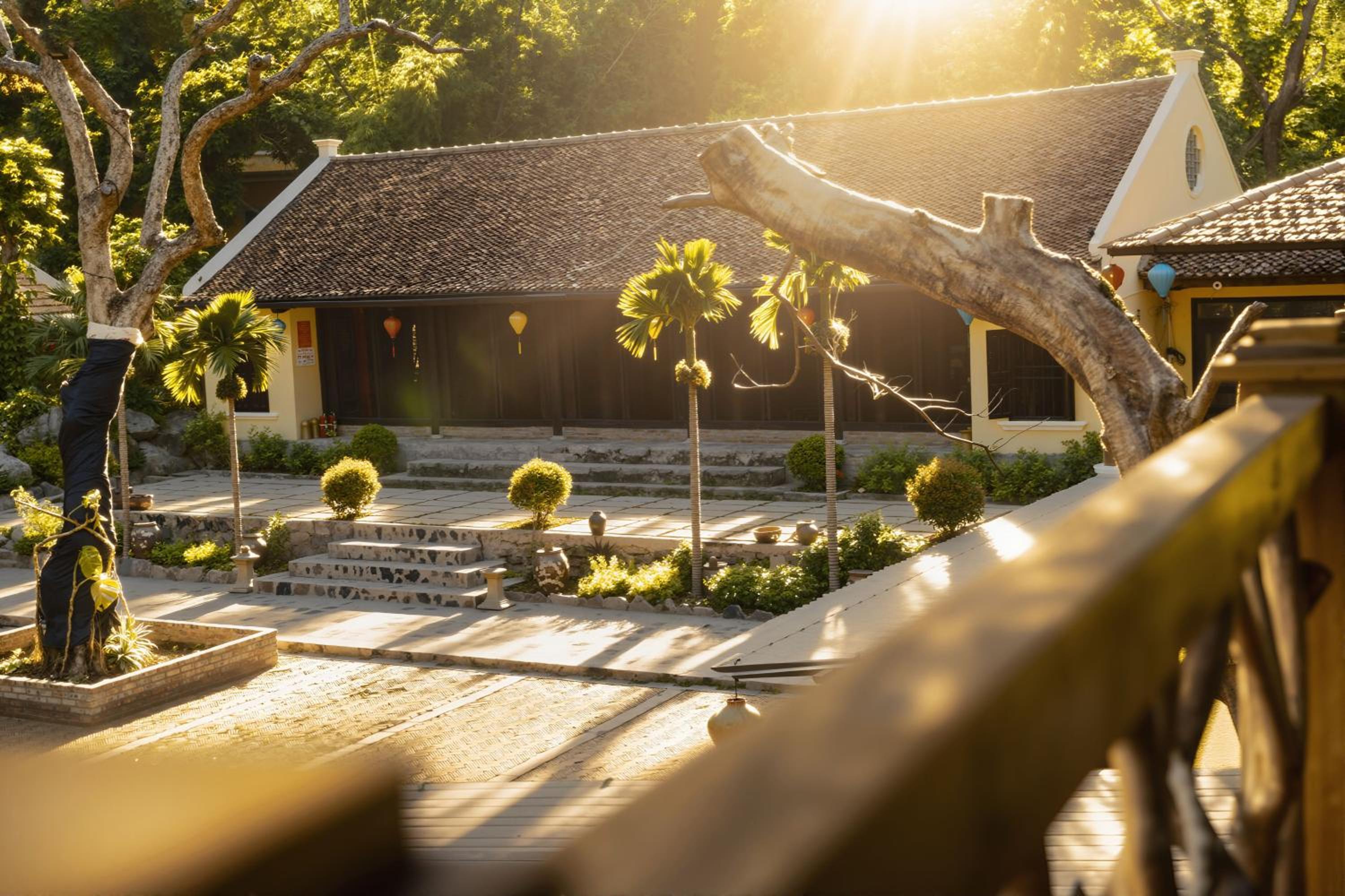 ANN GARDEN RETREAT by Secret Garden Cat Ba