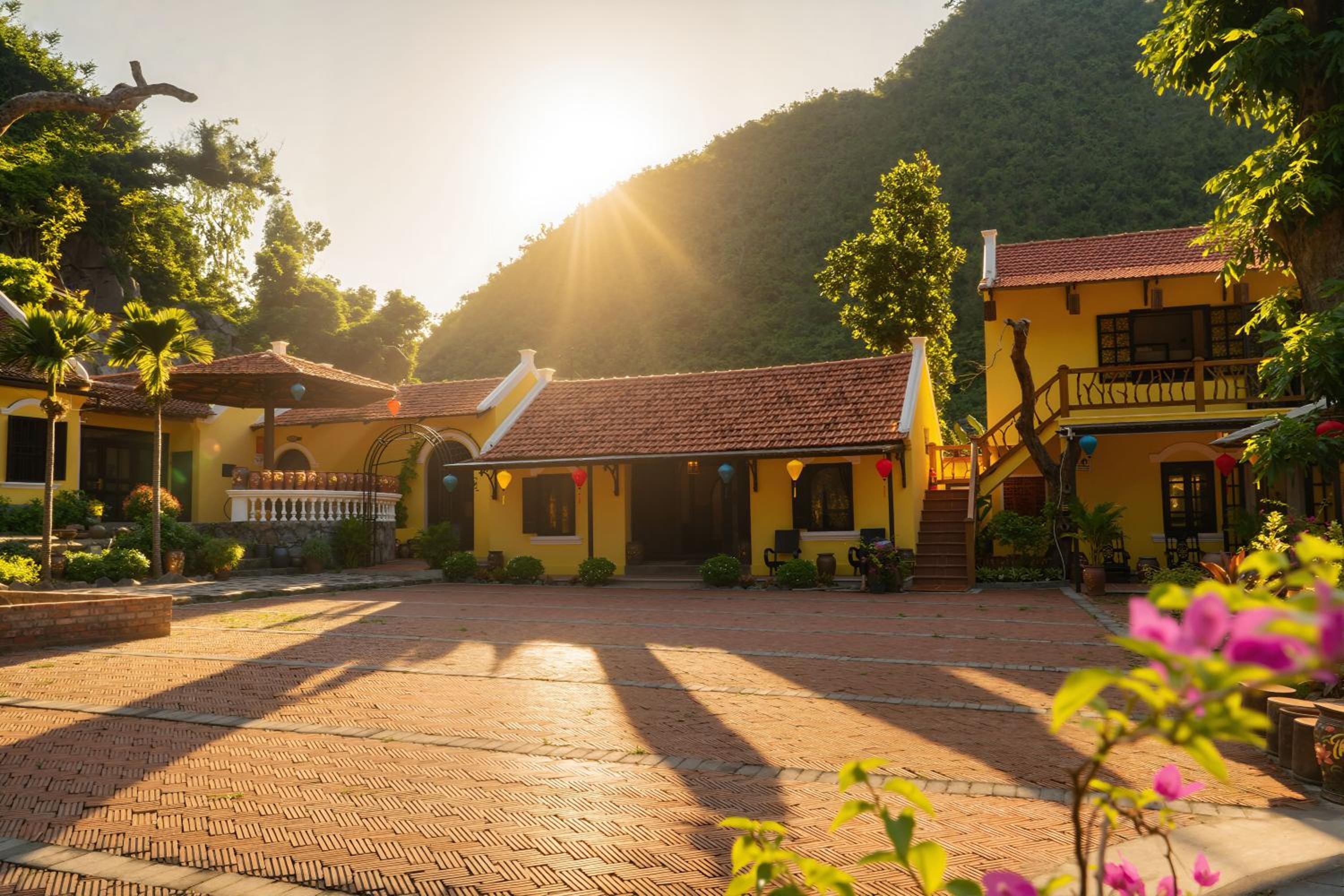 ANN GARDEN RETREAT by Secret Garden Cat Ba