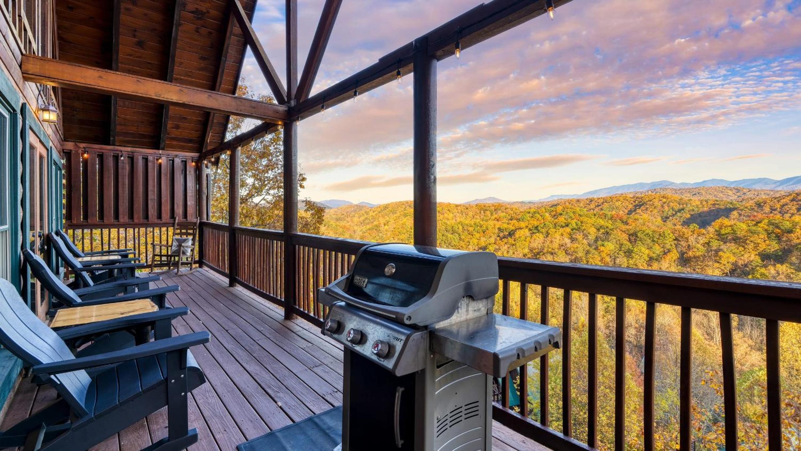 Game Room Hot Tub 3 Decks w Smoky Mountain Views Raccon Ridge by AvantStay
