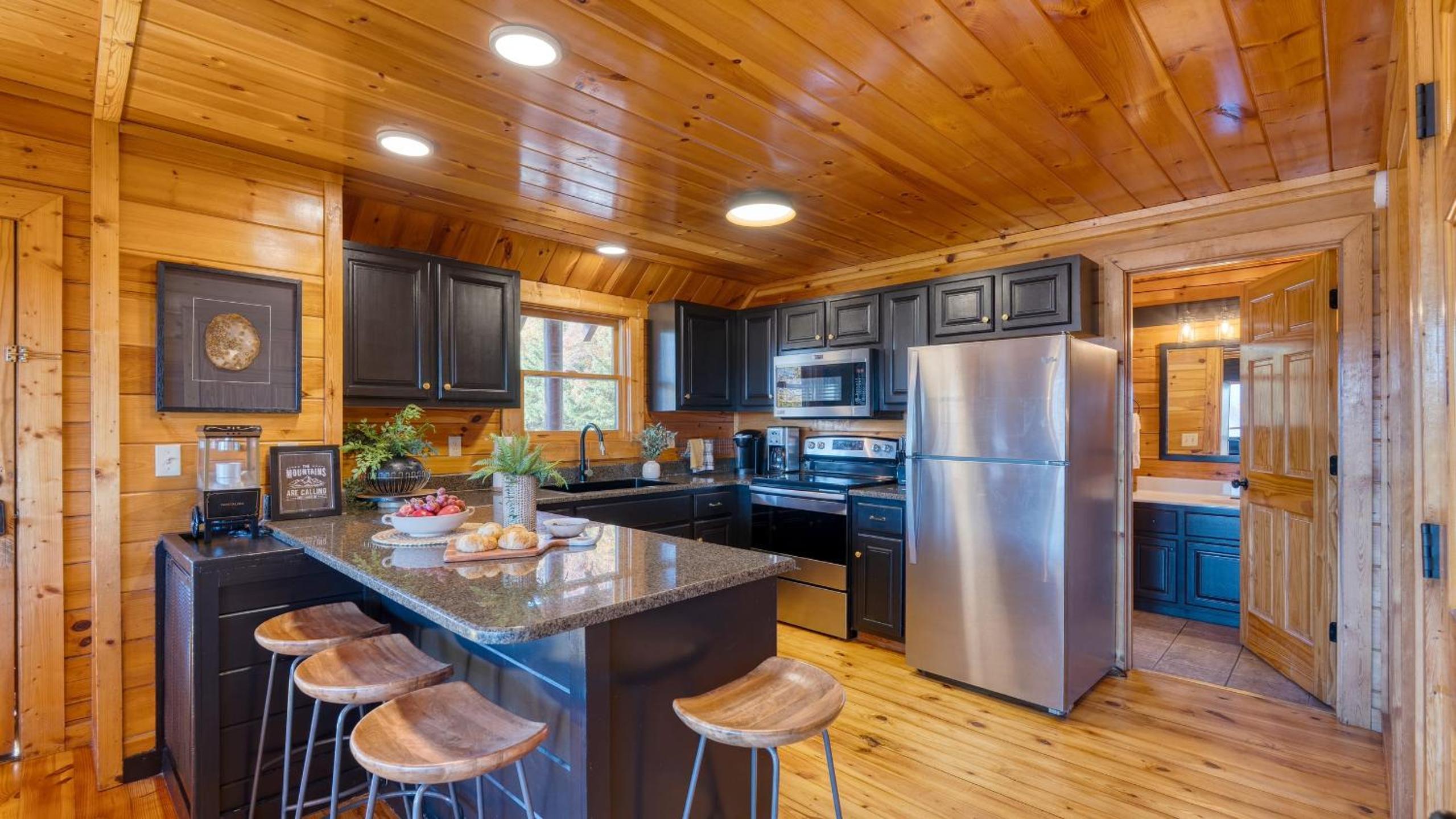 Game Room Hot Tub 3 Decks w Smoky Mountain Views Raccon Ridge by AvantStay