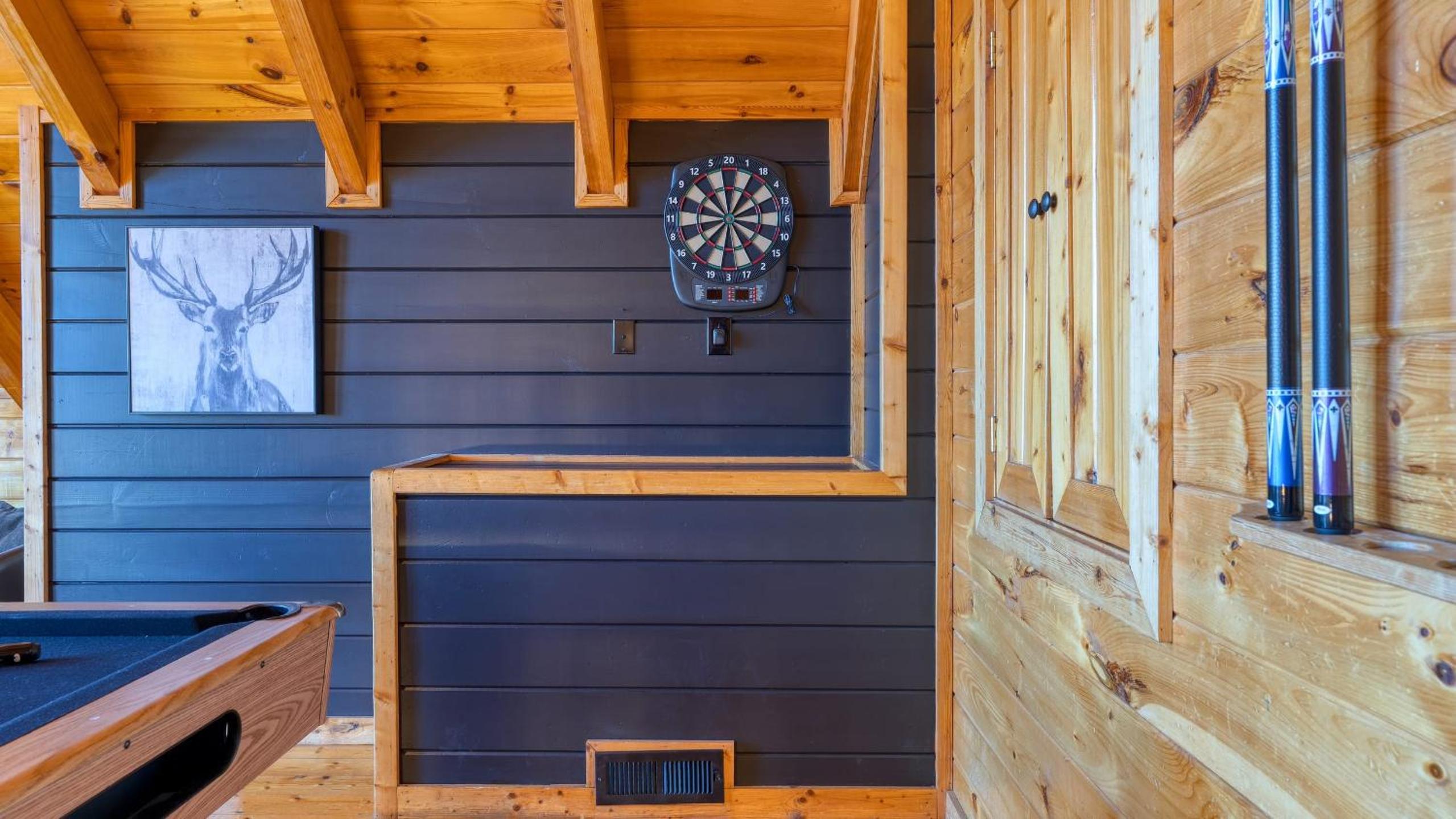 Game Room Hot Tub 3 Decks w Smoky Mountain Views Raccon Ridge by AvantStay
