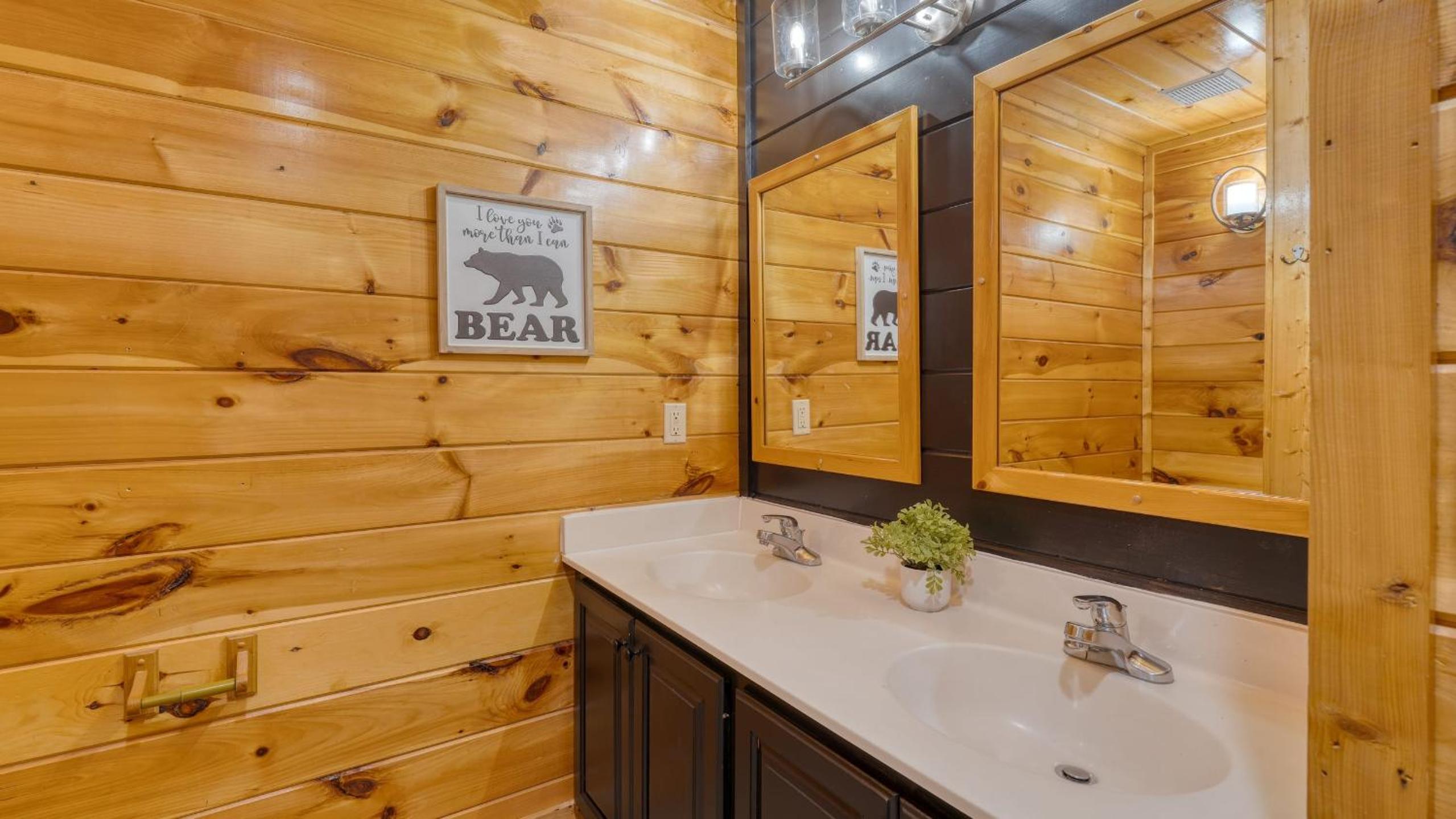 Game Room Hot Tub 3 Decks w Smoky Mountain Views Raccon Ridge by AvantStay