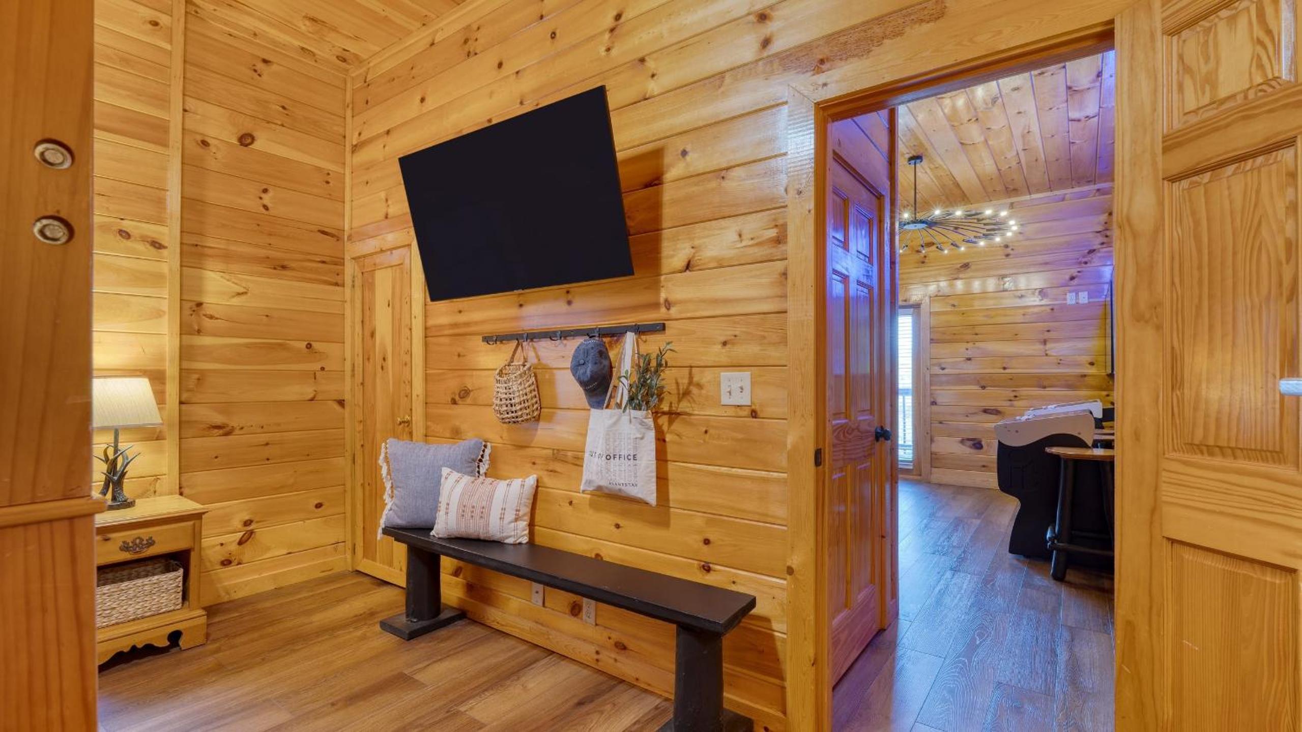 Game Room Hot Tub 3 Decks w Smoky Mountain Views Raccon Ridge by AvantStay
