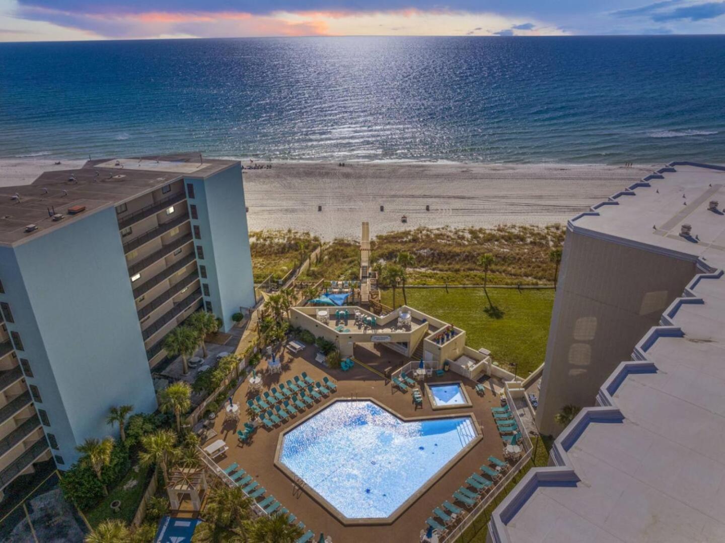 Beach Front Ocean Front Condo Top of the Gulf 516