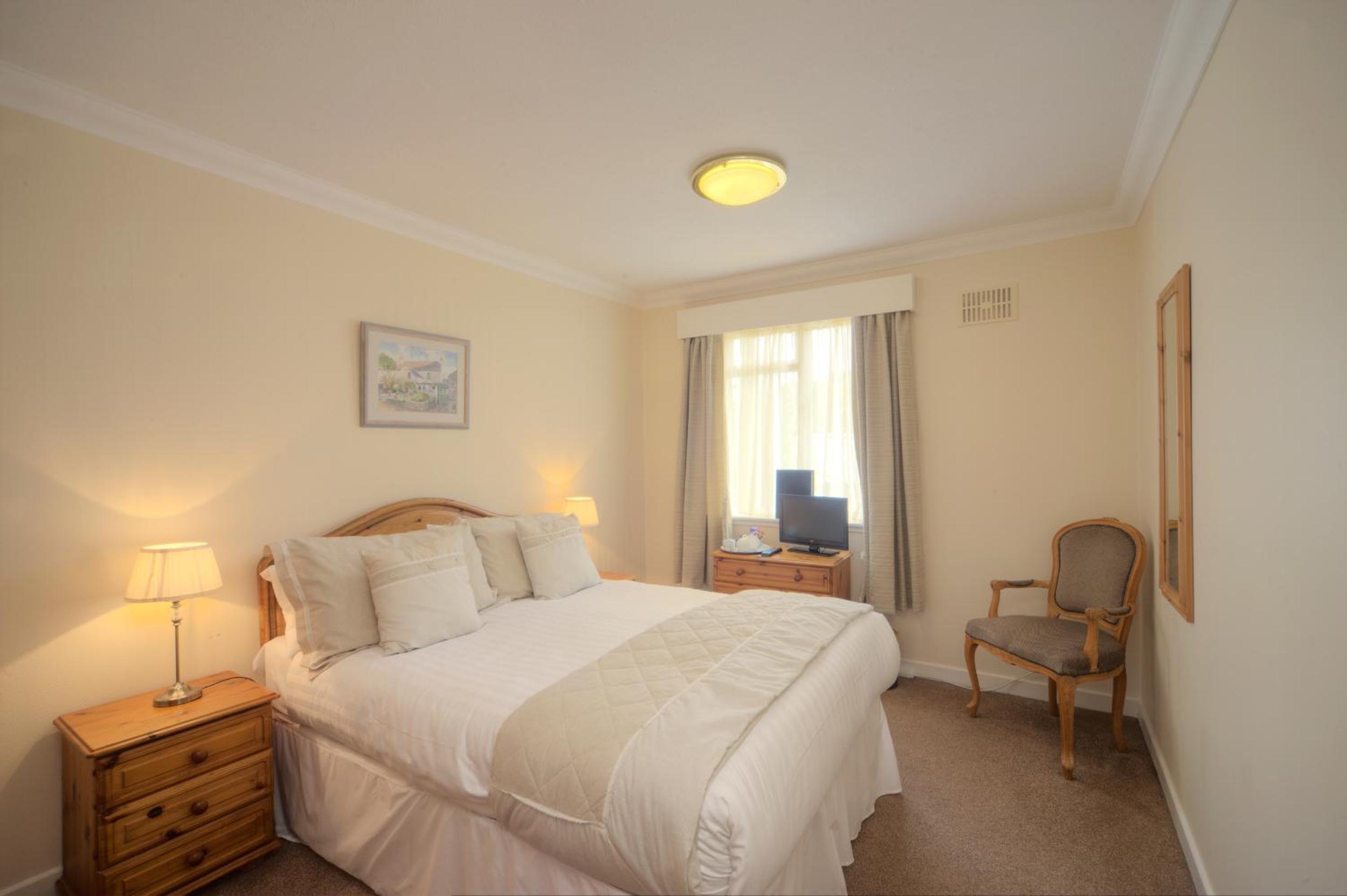 Lochnell Arms Hotel
