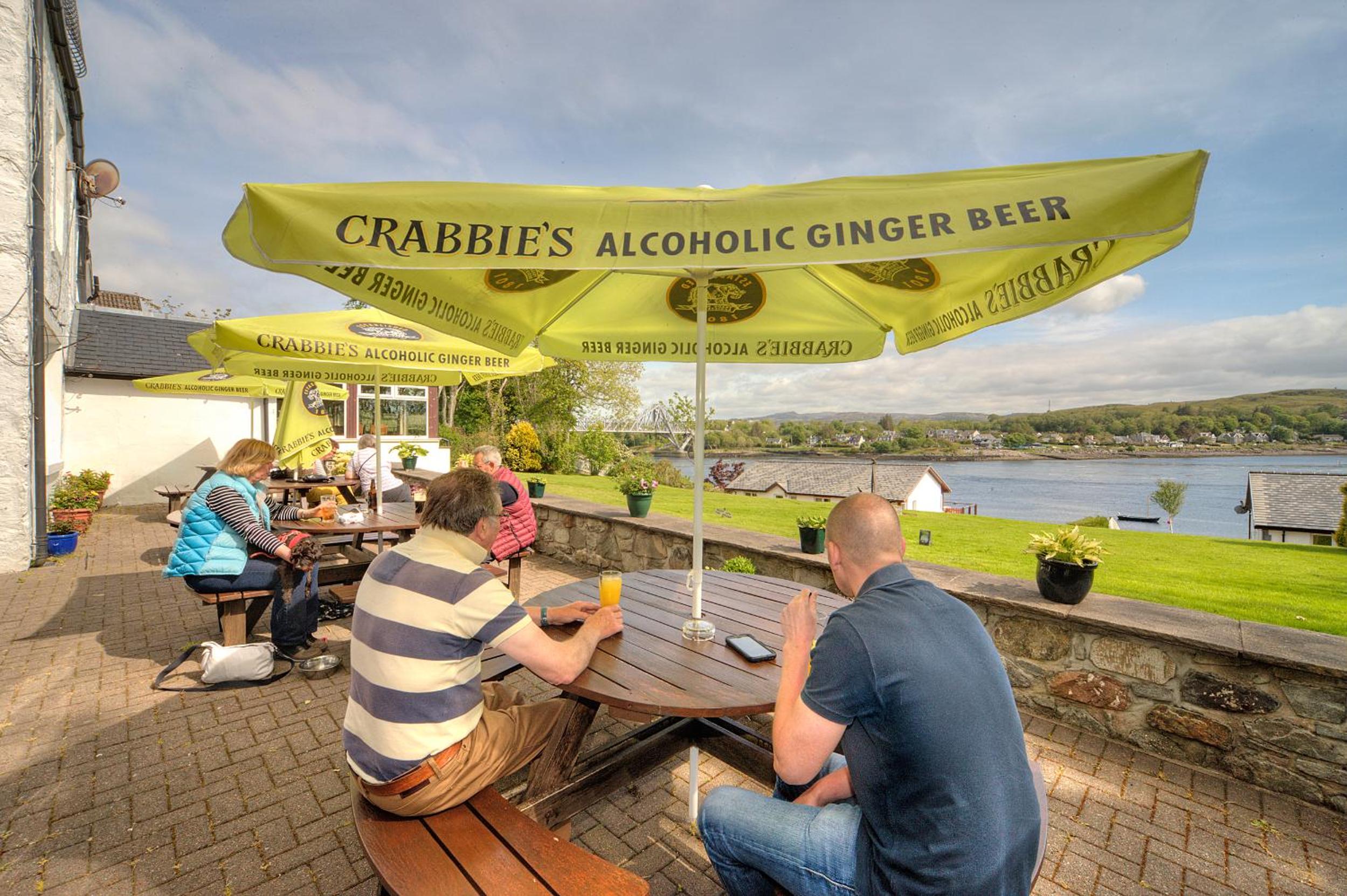 Lochnell Arms Hotel
