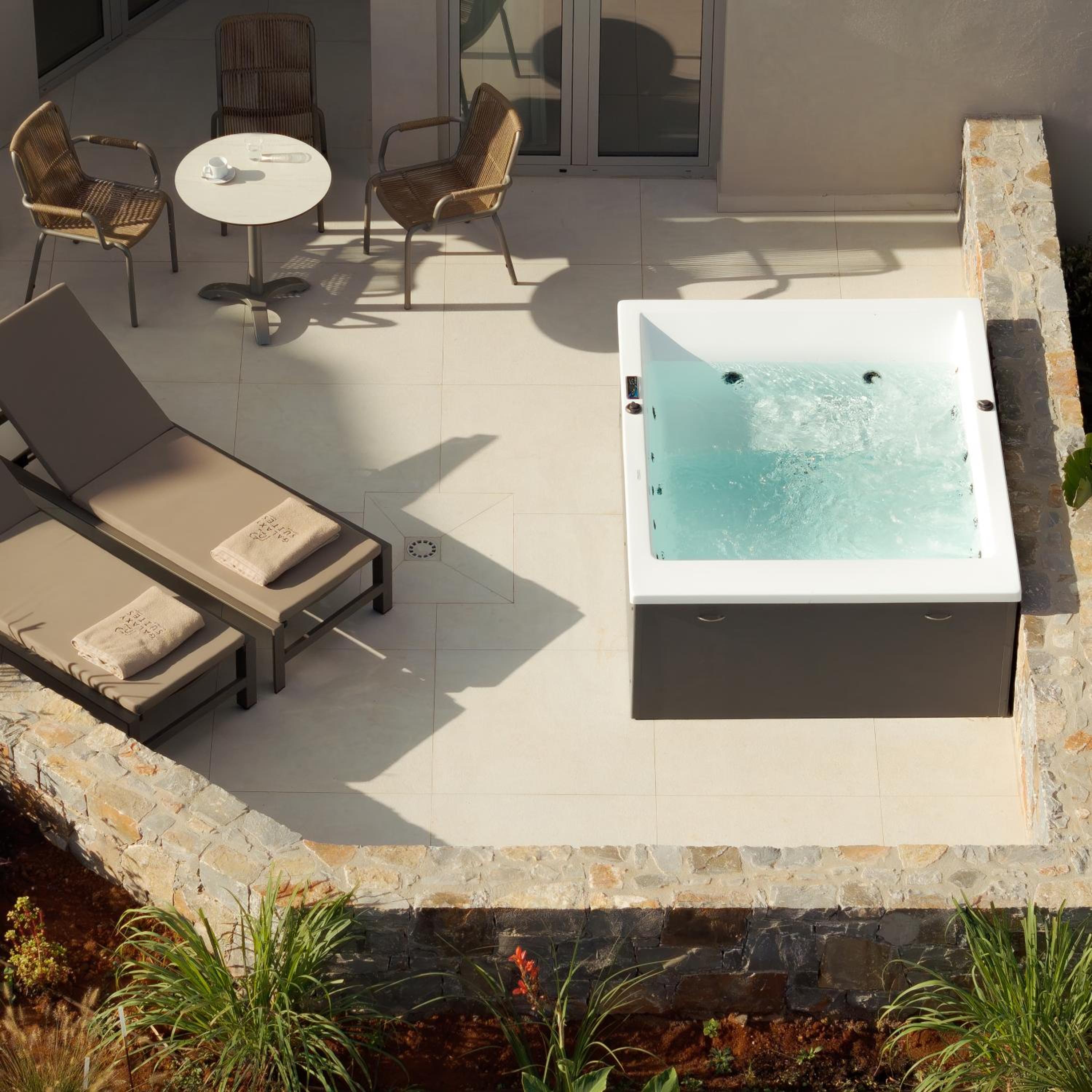 Galaxy Suites Boutique Resort