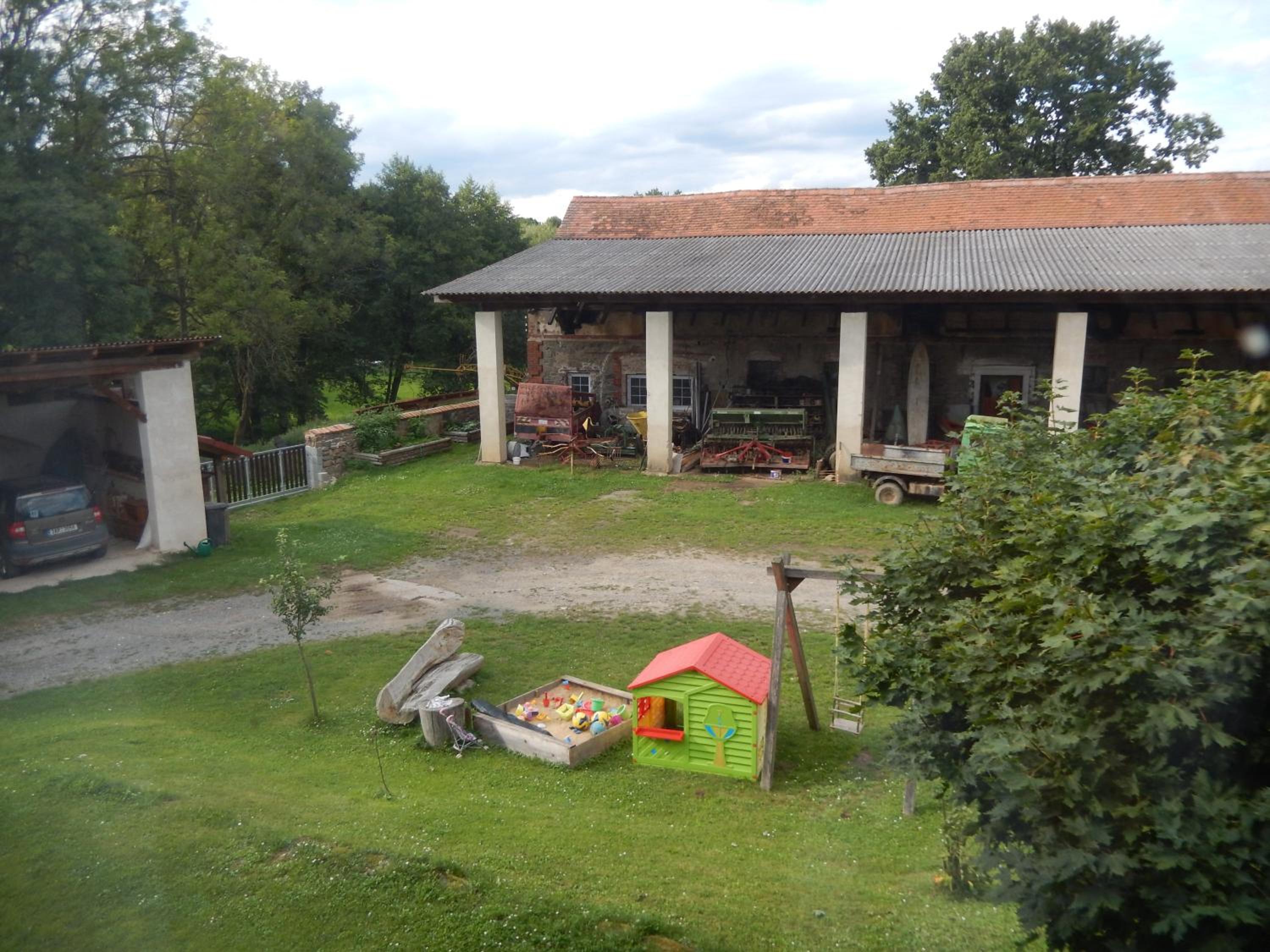 Photo 16