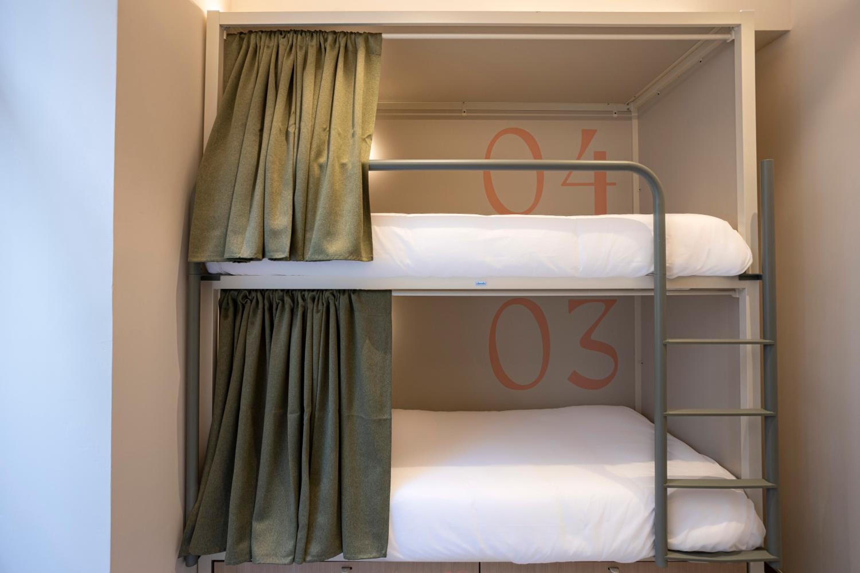 Camila Hostel Valencia