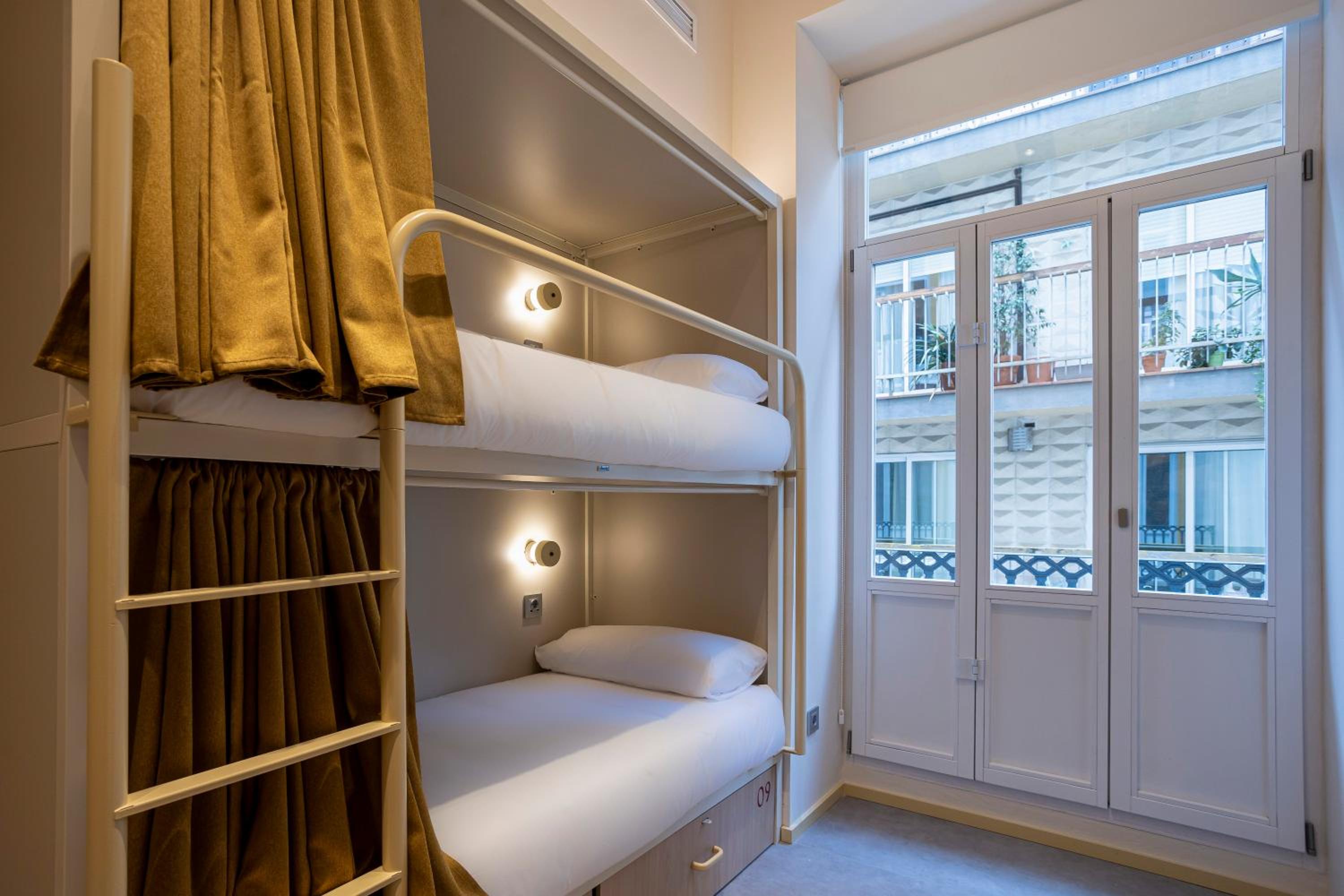 Camila Hostel Valencia