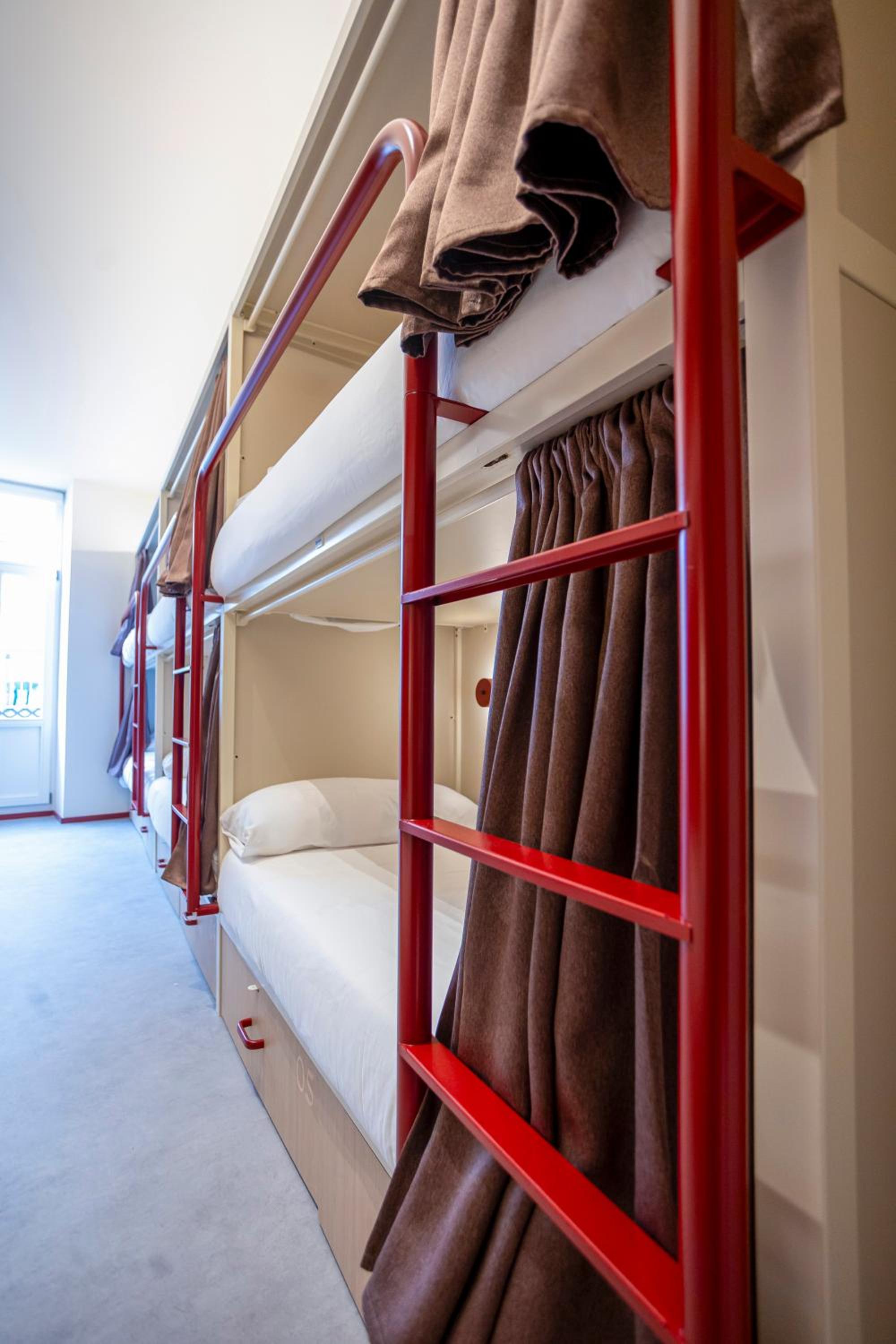 Camila Hostel Valencia