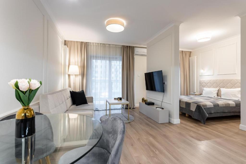 Golden Luxe Residence - Mennica Residence - Business & City Center