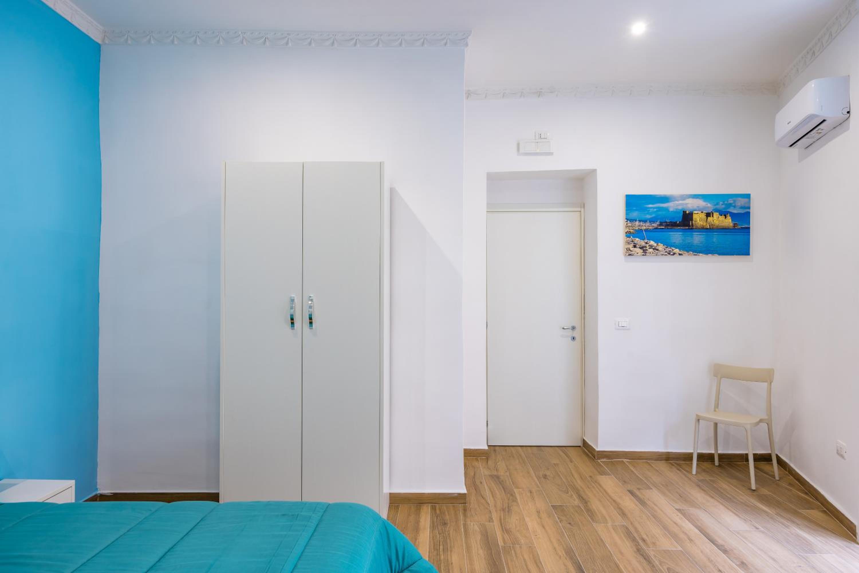 Muzy flat at Capuana by NapoliApartments