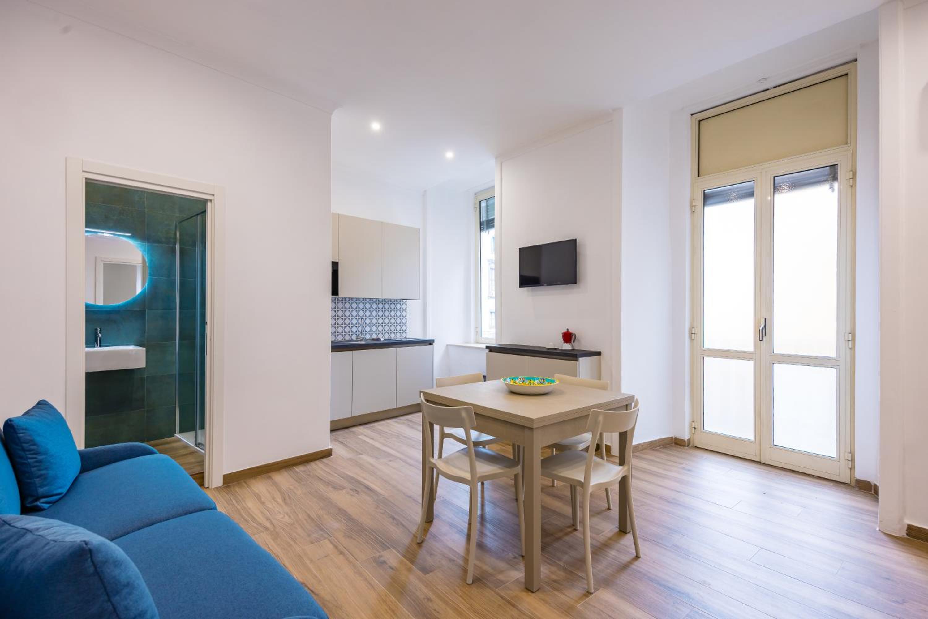 Muzy flat at Capuana by NapoliApartments