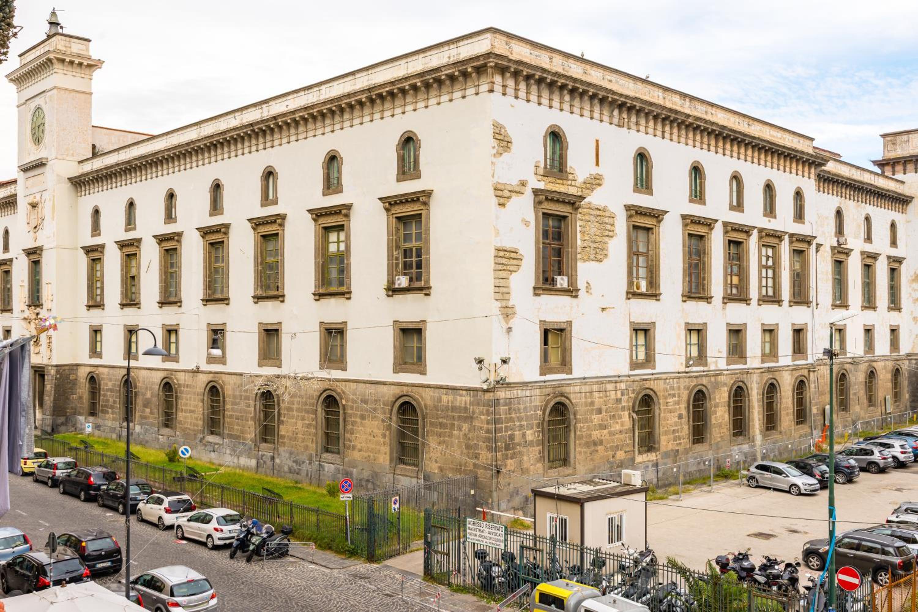 Muzy flat at Capuana by NapoliApartments