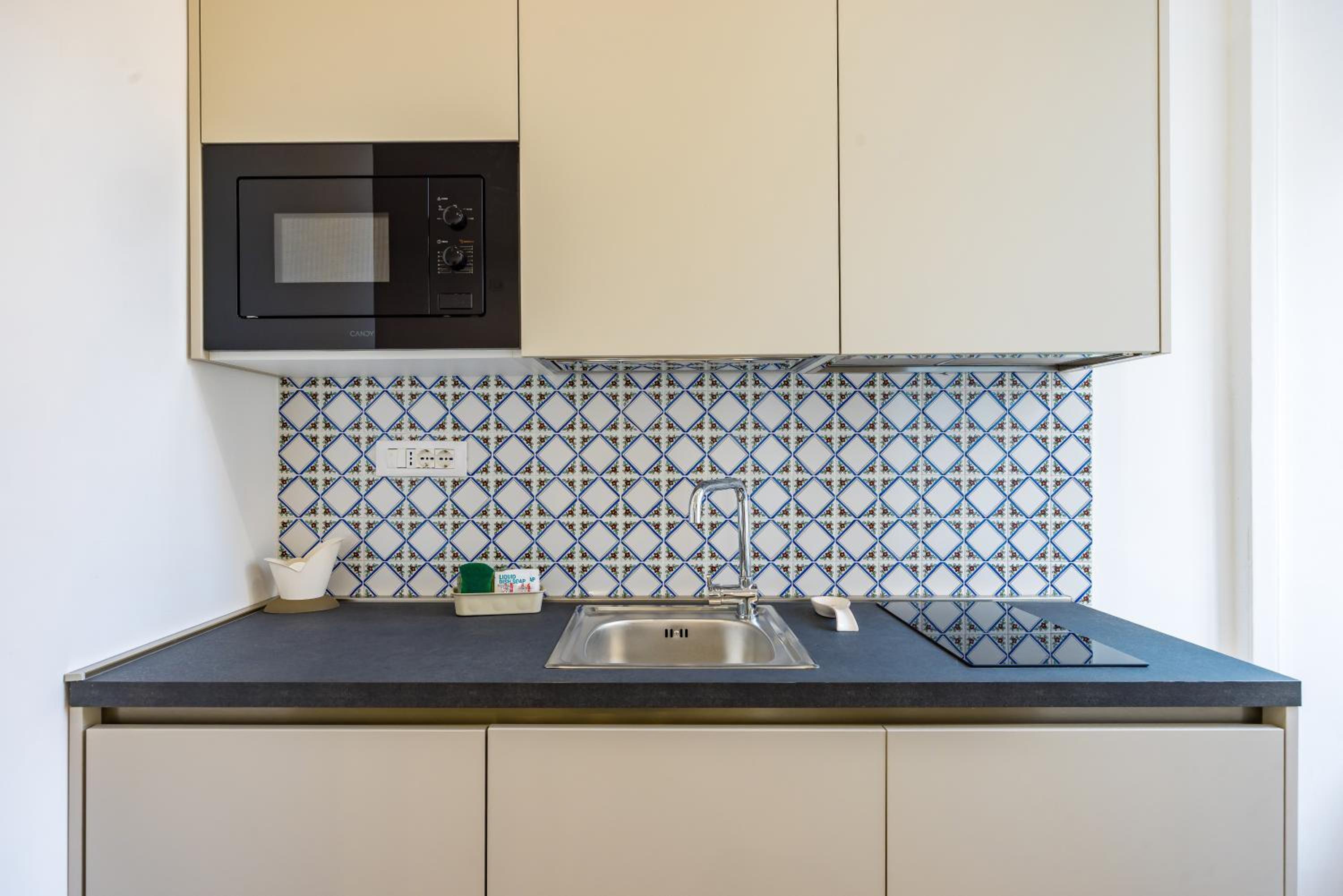Muzy flat at Capuana by NapoliApartments